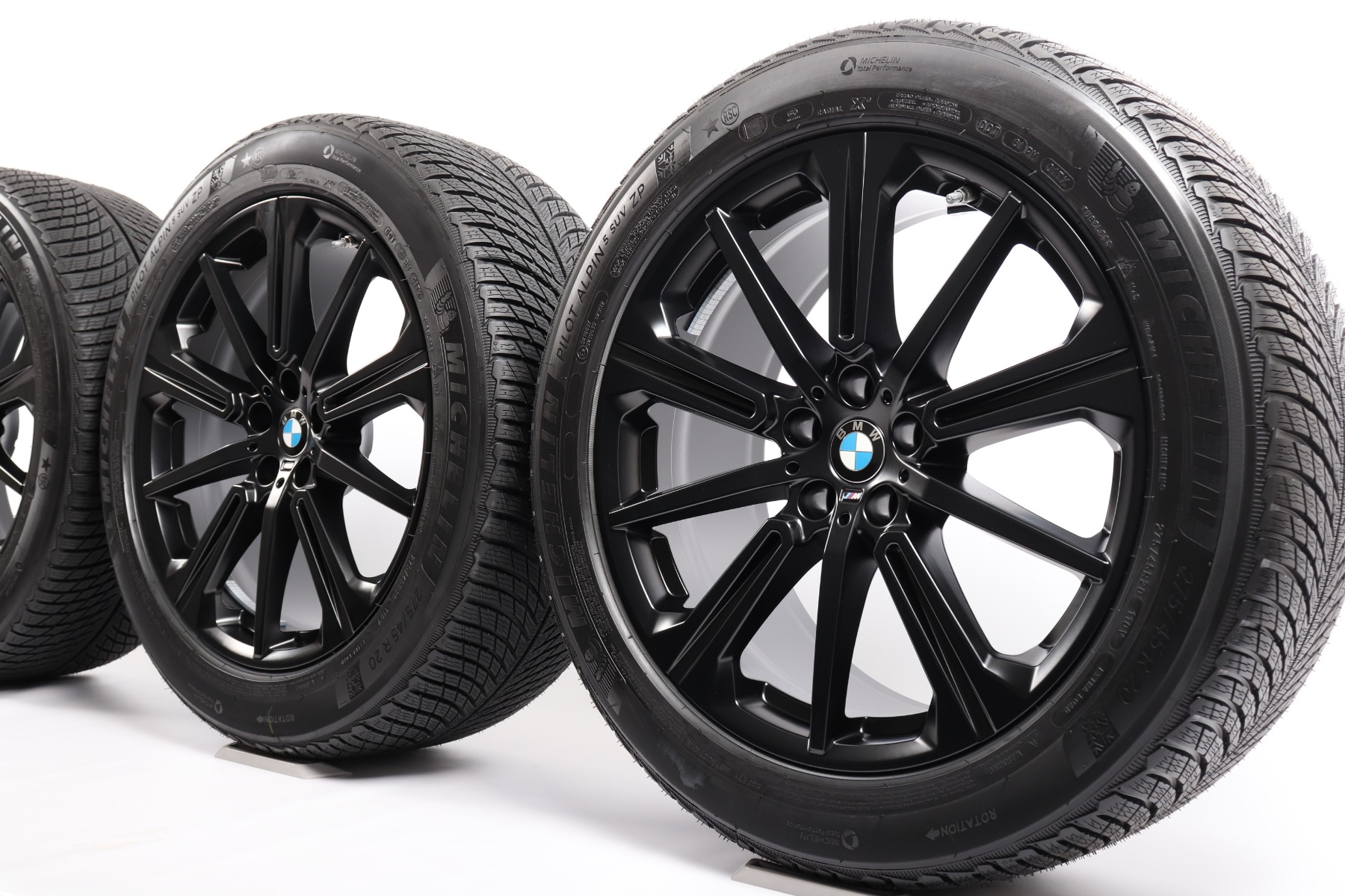 BMW Winterkompletträder X5 G05 X6 G06 20 Zoll Styling 748 M Sternspeiche Michelin Pilot Alpin 5 SUV