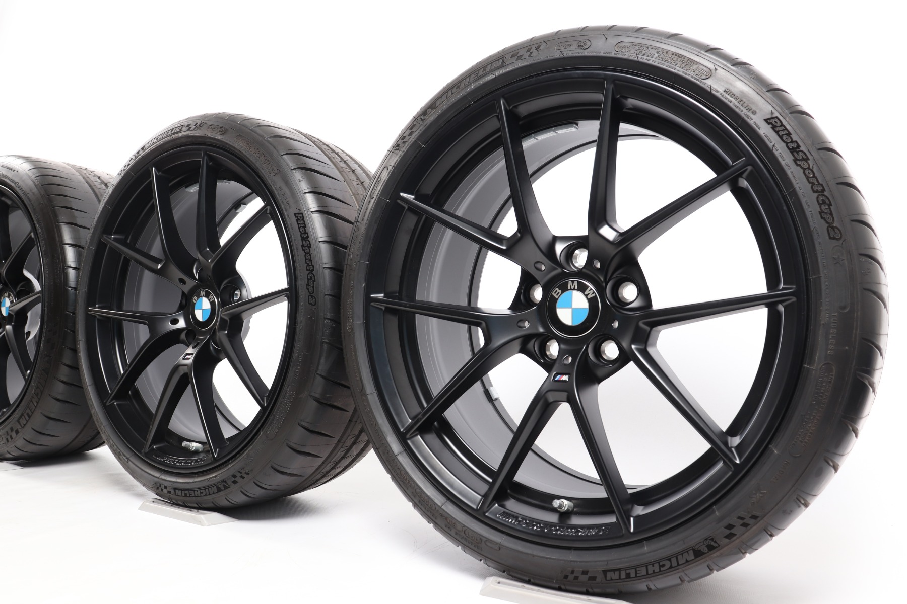 BMW Sommerkompletträder M2 F87 19 Zoll Styling 763 M Y-Speiche Michelin Pilot Super Sport