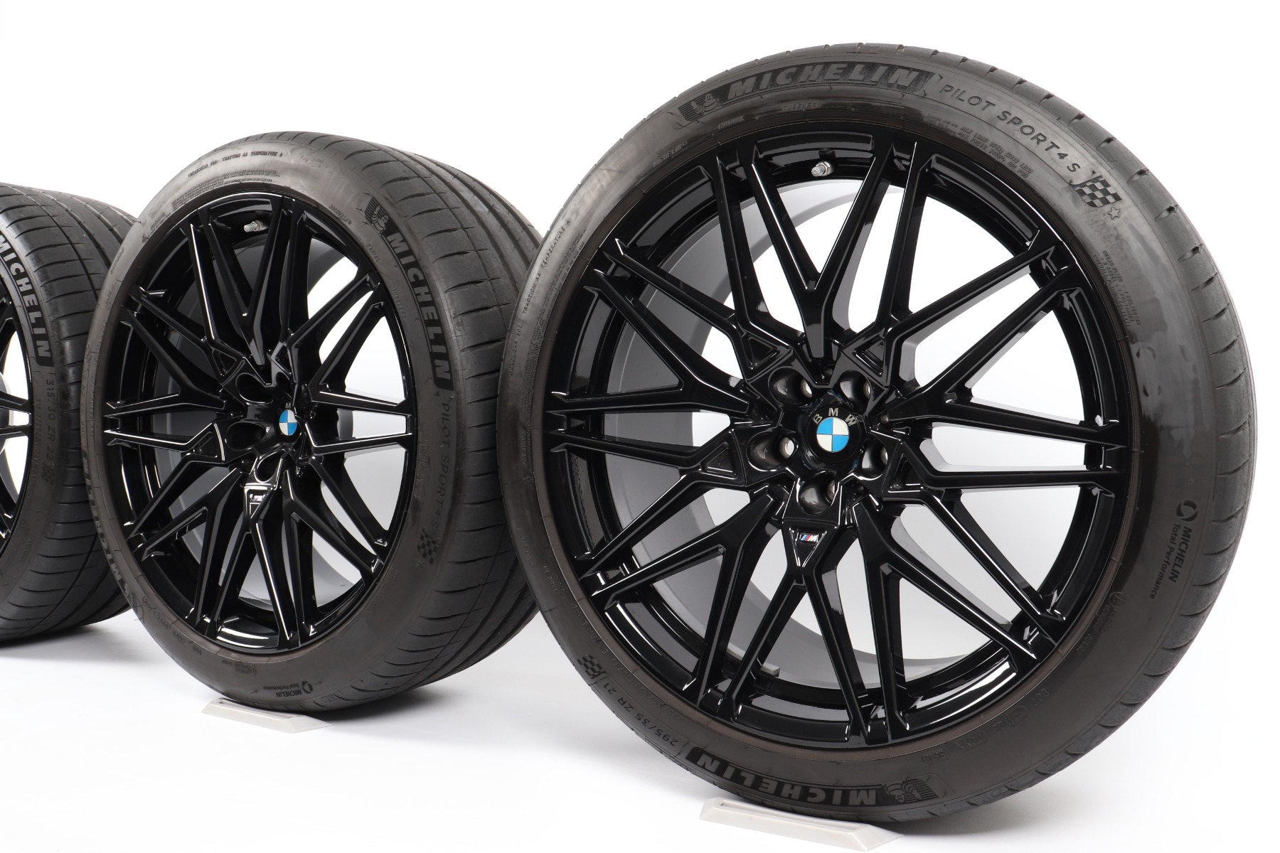 BMW Winter Wheels X5M F95 X6M F96 21 Inch 22 Inch Styling 818 M star spoke