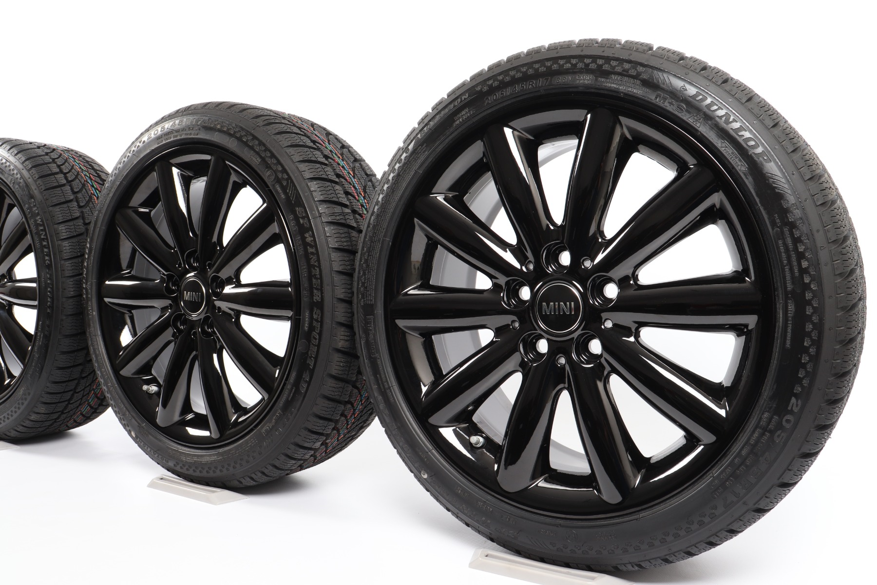 MINI Winterkompletträder F56 F55 F57 17 Zoll Styling Cosmos Spoke 499 Dunlop SP Winter Sport 4D