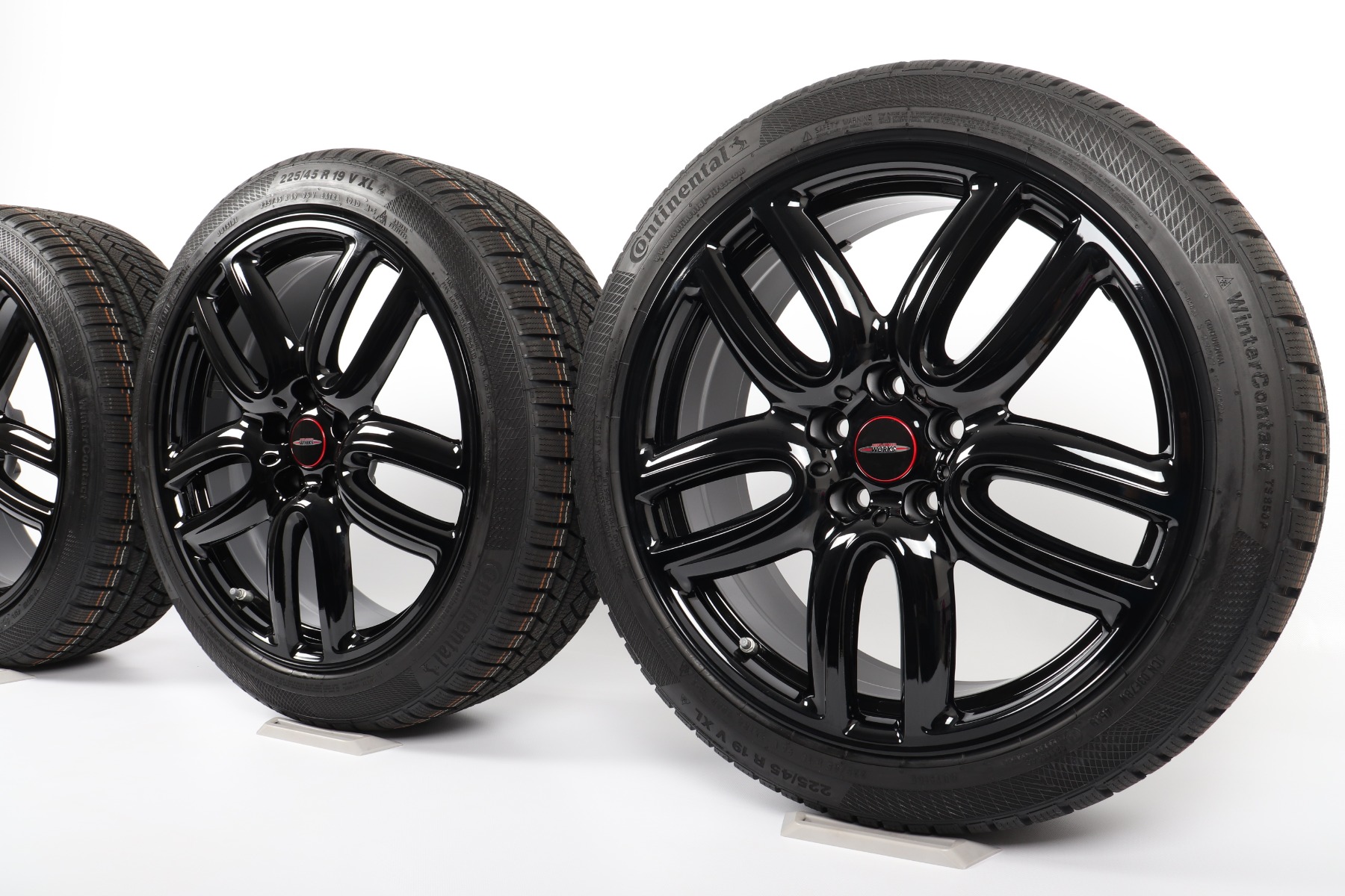 MINI Winter Wheels F60 Countryman 19 Inch Styling JCW Course Spoke 523 Schwarz