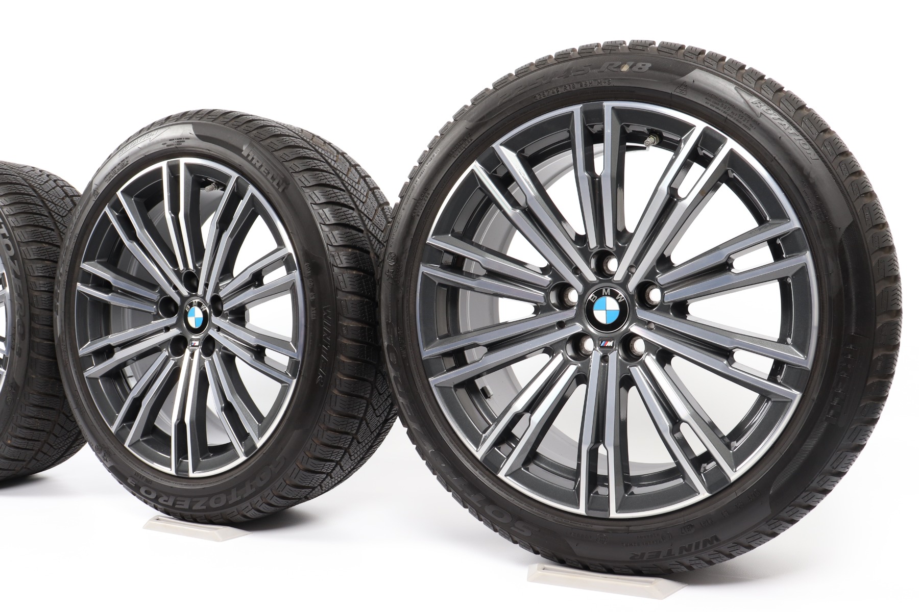 BMW Winterkompletträder 3er G20 G21 4er G22 G23 18 Zoll Styling 790 M Doppelspeiche Pirelli Winter Sottozero 3