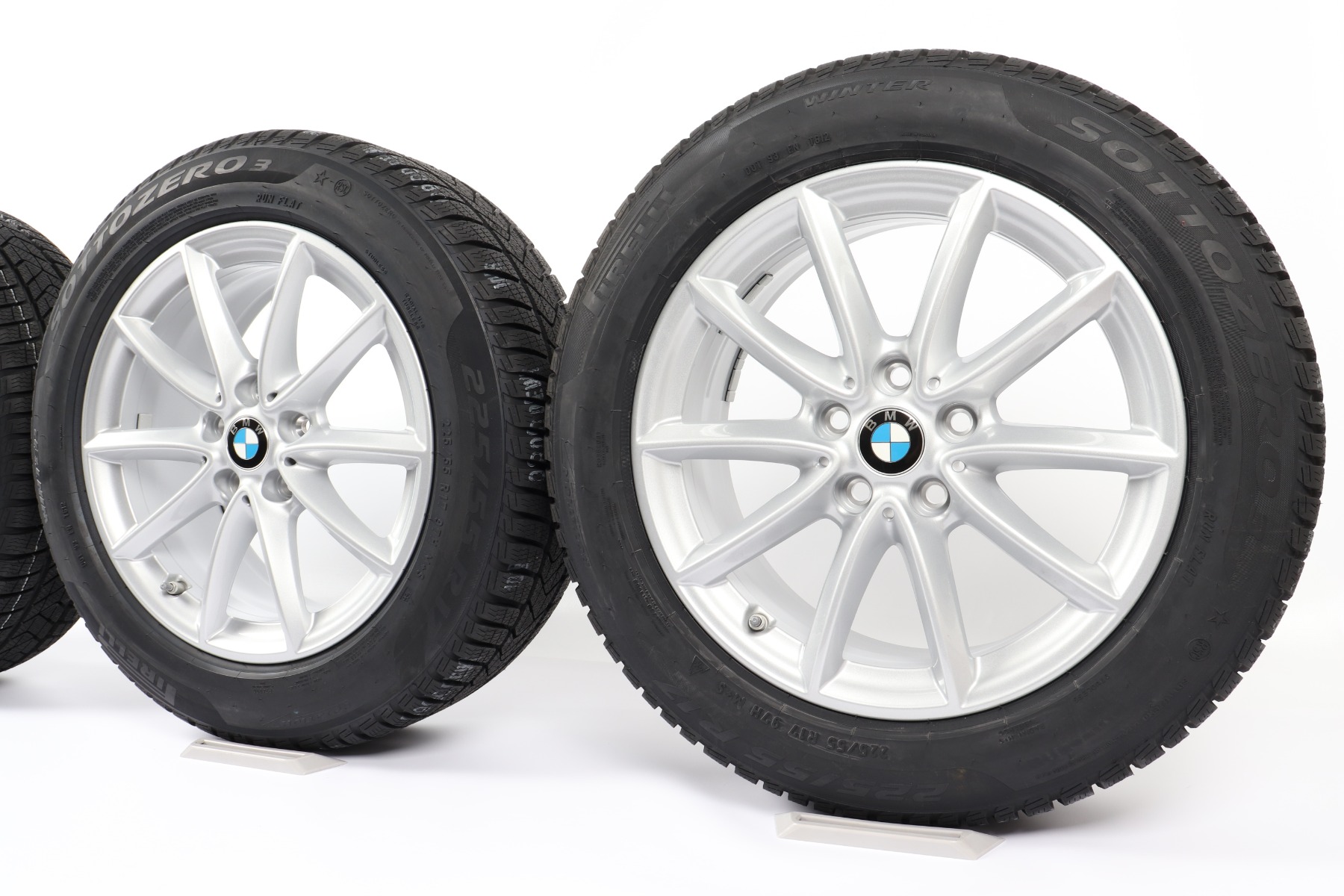 BMW Winter Wheels X1 F48 X2 F39 17 Inch Styling 560 V-spoke