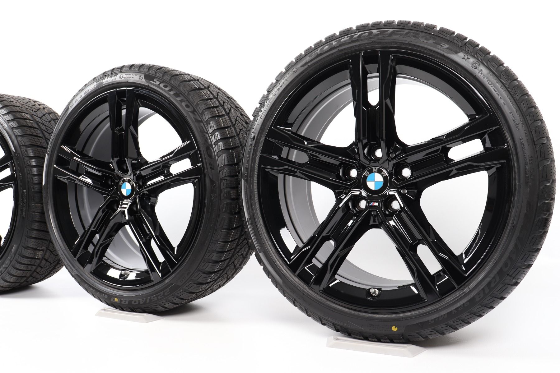 BMW Winter Wheels 1 Series F40 2 Series F44 18 Inch Styling 819 M Double-Spoke