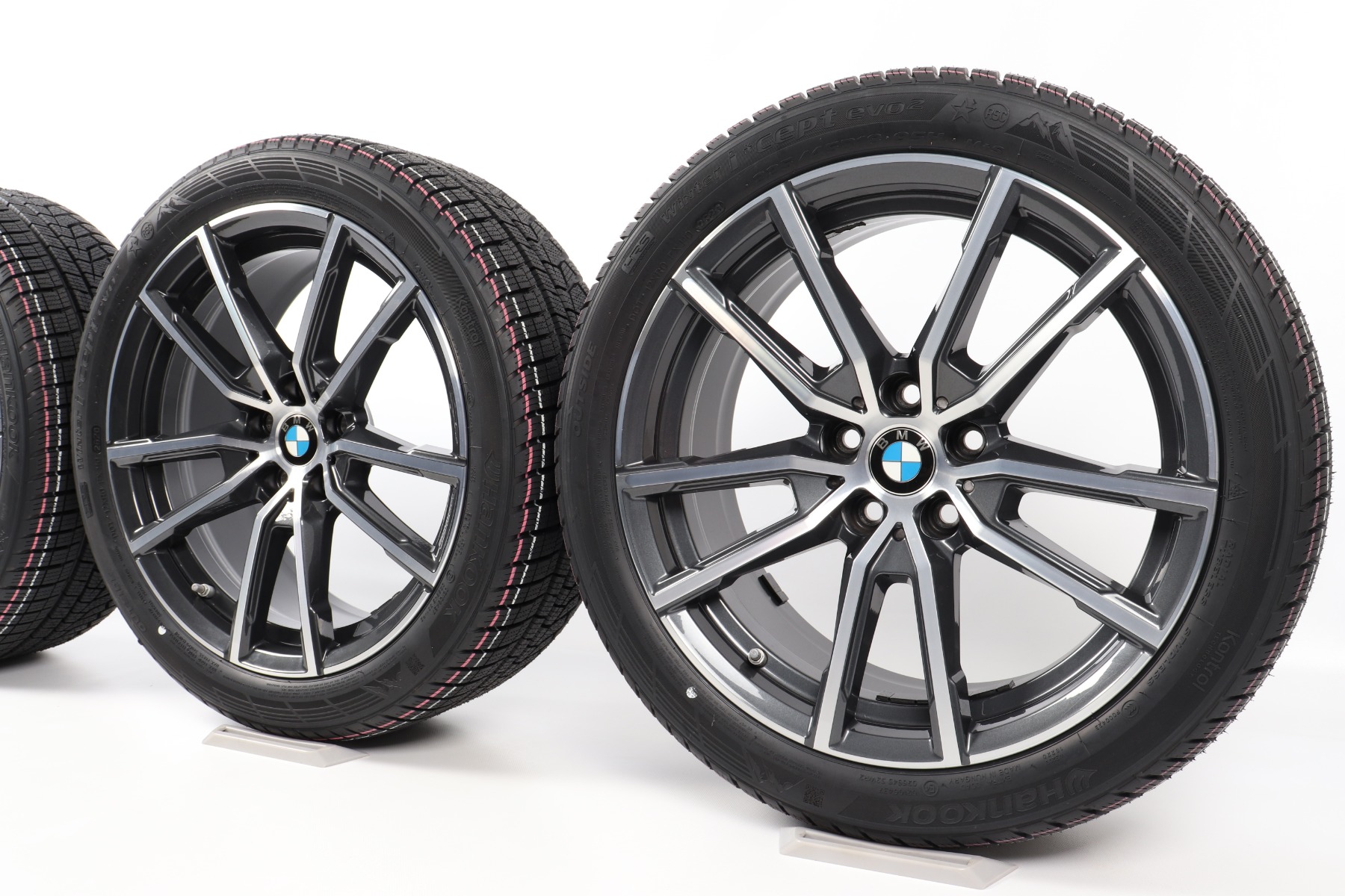 BMW Ganzjahresräder 3er G20 G21 2er G42 4er G22 G23 18 Zoll Styling 780 V-Speiche Goodyear Vector 4 Season Gen-3