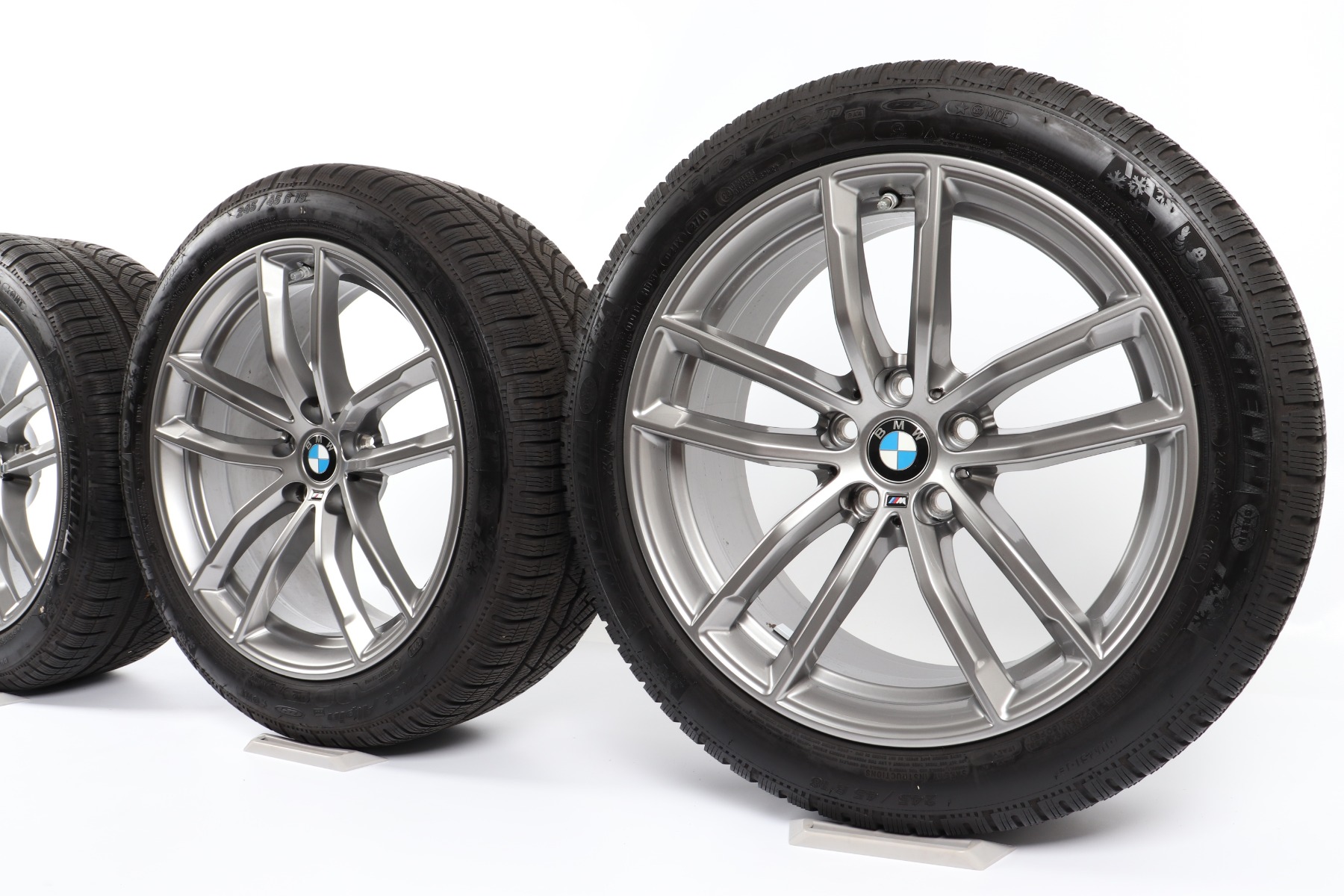 BMW Winter Wheels 5 Series G30 G31 18 Inch Styling 662 M double spoke