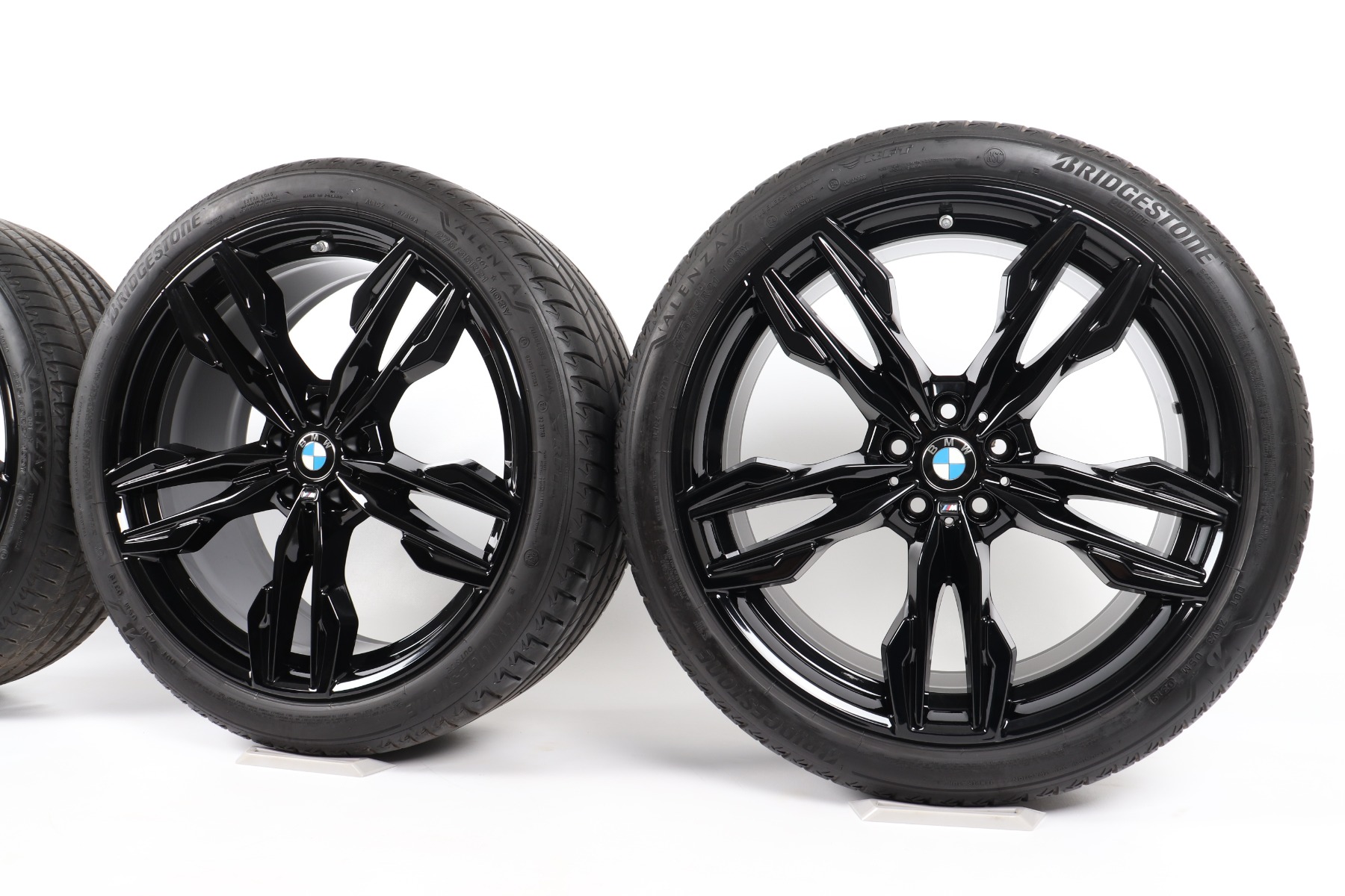 BMW Winterkompletträder X3 G01 X4 G02 21 Zoll Styling 718 M Doppelspeiche Goodyear Ultragrip Performance 3