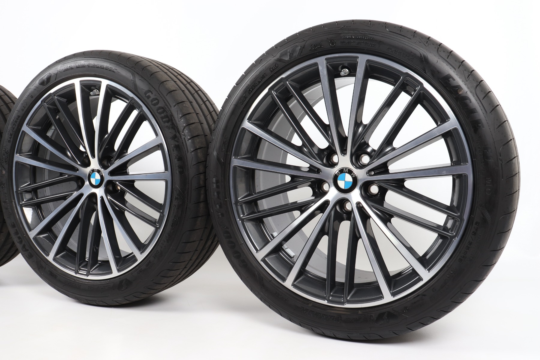 BMW Winter Wheels 5 Series G30 G31 19 Inch Styling 635 V-spoke