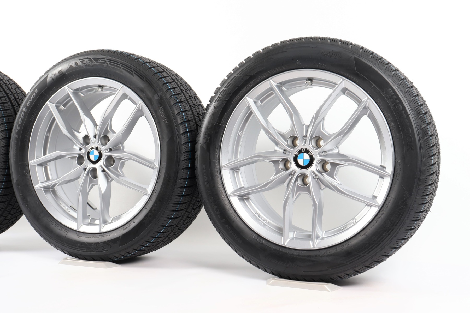 AUTEC Winterkompletträder für BMW 2er U06 17 Zoll Styling Bavaris Doppelspeiche Pirelli Winter Sottozero 3 * FSL M+S