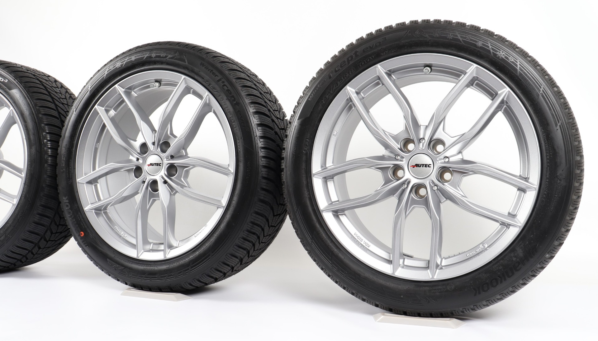 AUTEC Winterkompletträder für BMW 4er G26 8er G14 G15 G16 i4 G26 18 Zoll Styling Bavaris Doppelspeiche Continental WinterContact TS 870 P XL FR