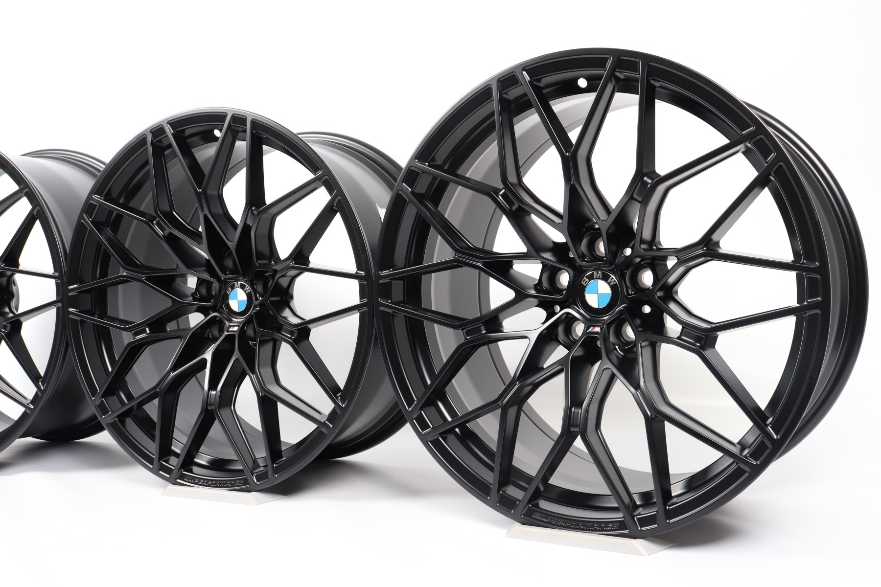 4x BMW Alufelgen M2 G87 M3 G80 M4 G82 G83 20 Zoll 21 Zoll Styling 1000 M Kreuzspeiche