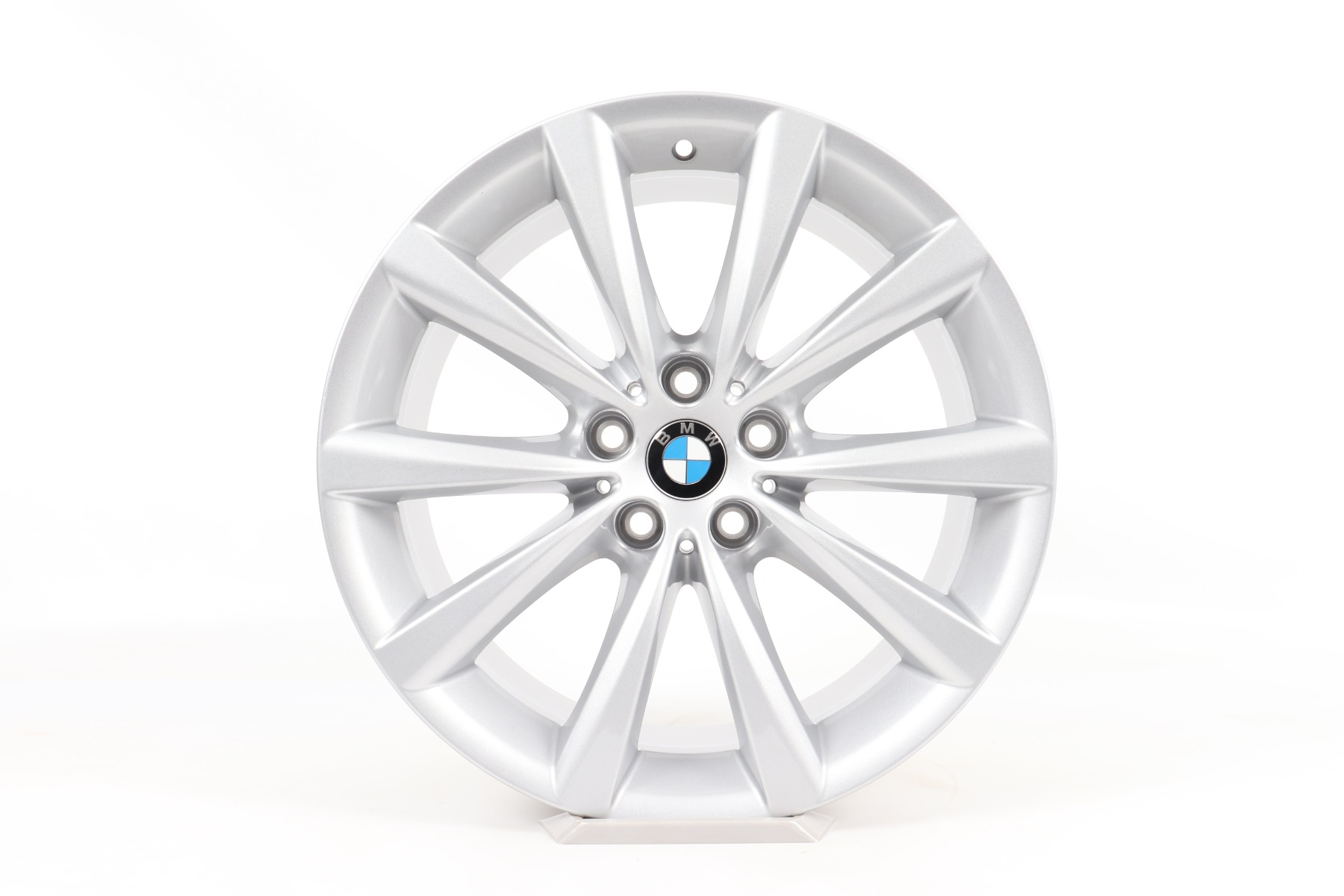 1x Hinterachse BMW Alufelge 8er G14 G15 G16 18 Zoll Styling 642 V-Speiche