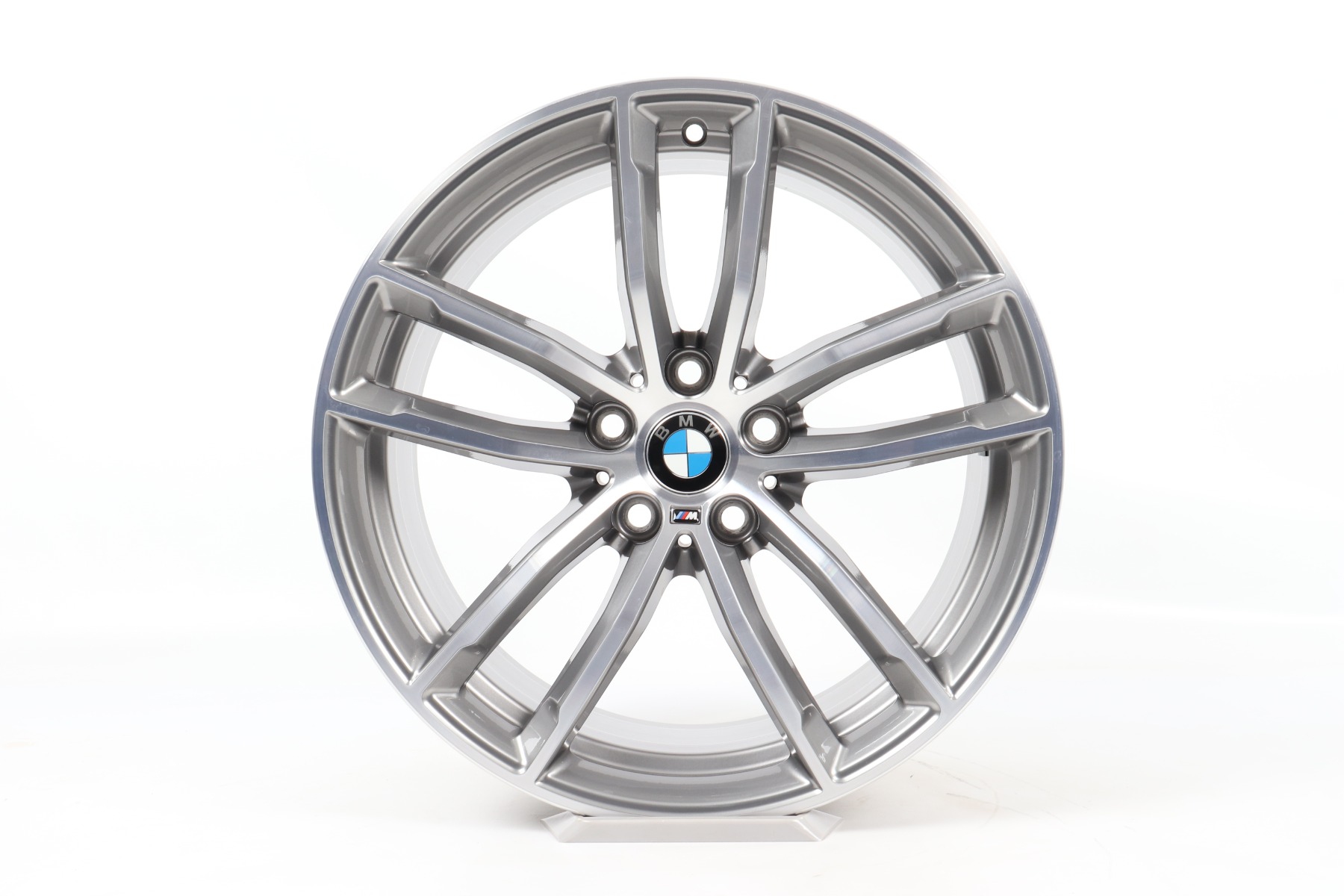 1x Vorderachse BMW Alufelge 5er G30 G31 18 Zoll Styling 662 M Doppelspeiche
