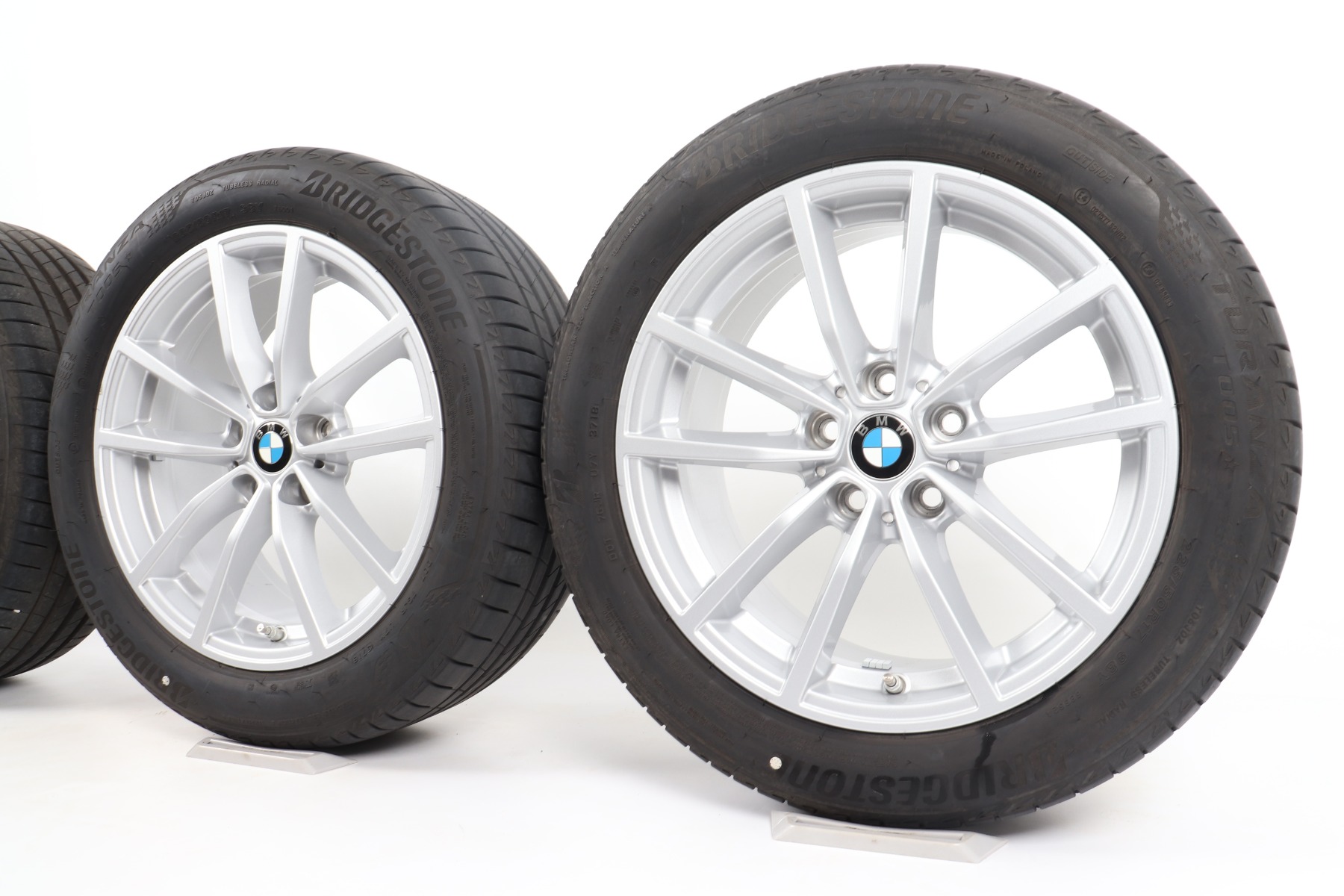 BMW Sommerkompletträder 3er G20 G21 2er G42 4er G22 G23 17 Zoll Styling 778 V-Speiche Bridgestone Turanza T005