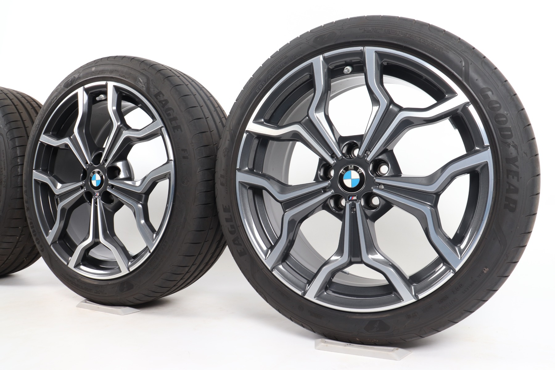 BMW Sommerkompletträder X1 F48 X2 F39 19 Zoll Styling 722 Y-Speiche Goodyear Eagle F1 Asymmetric 3