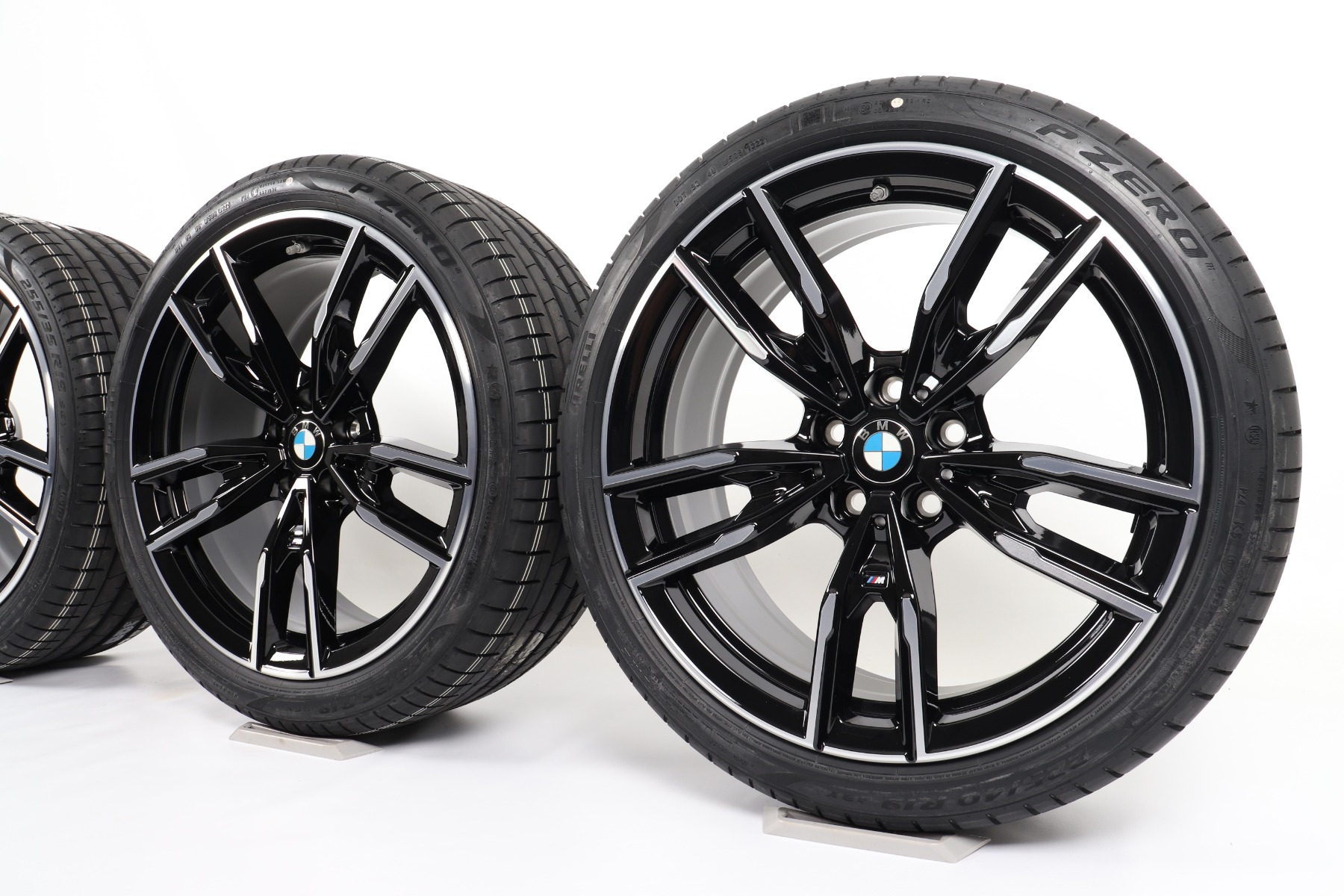 BMW Sommerkompletträder 3er G20 G21 2er G42 4er G22 G23 19 Zoll Styling 792 M Doppelspeiche Hankook Ventus Evo