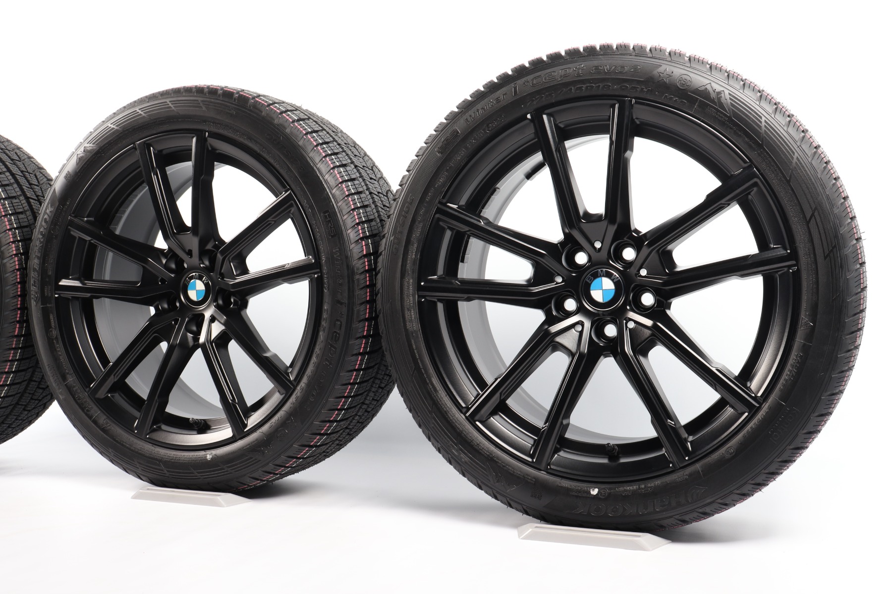 BMW Winter Wheels 3 Series G20 G21 2 Series G42 4 Series G22 G23 18 Inch Styling 780 V-spoke