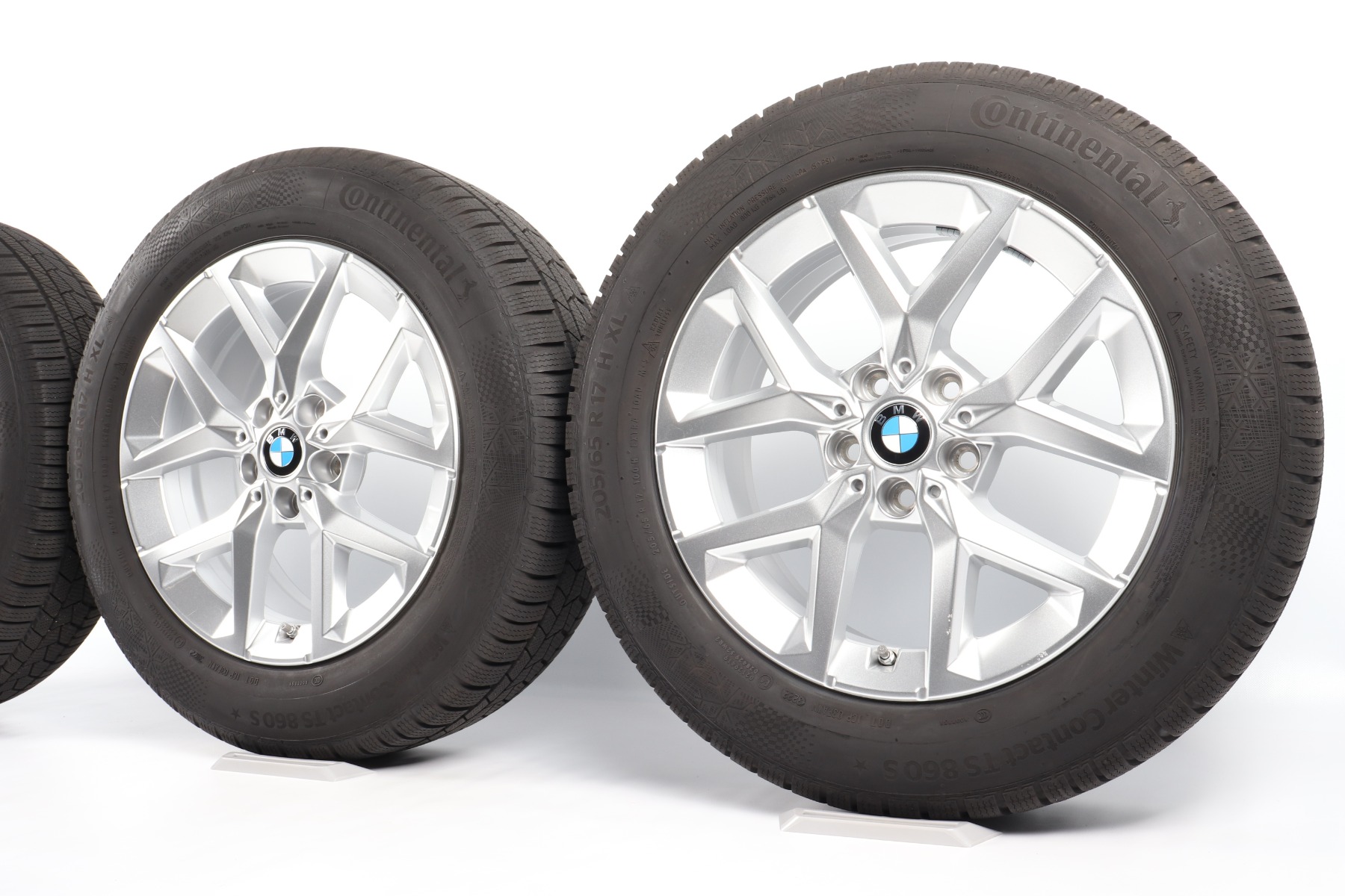 BMW Winterkompletträder X1 U11 iX1 U11 X2 U10 iX2 U10 U25 17 Zoll Styling 896 Sternspeiche Continental WinterContact TS 860 S