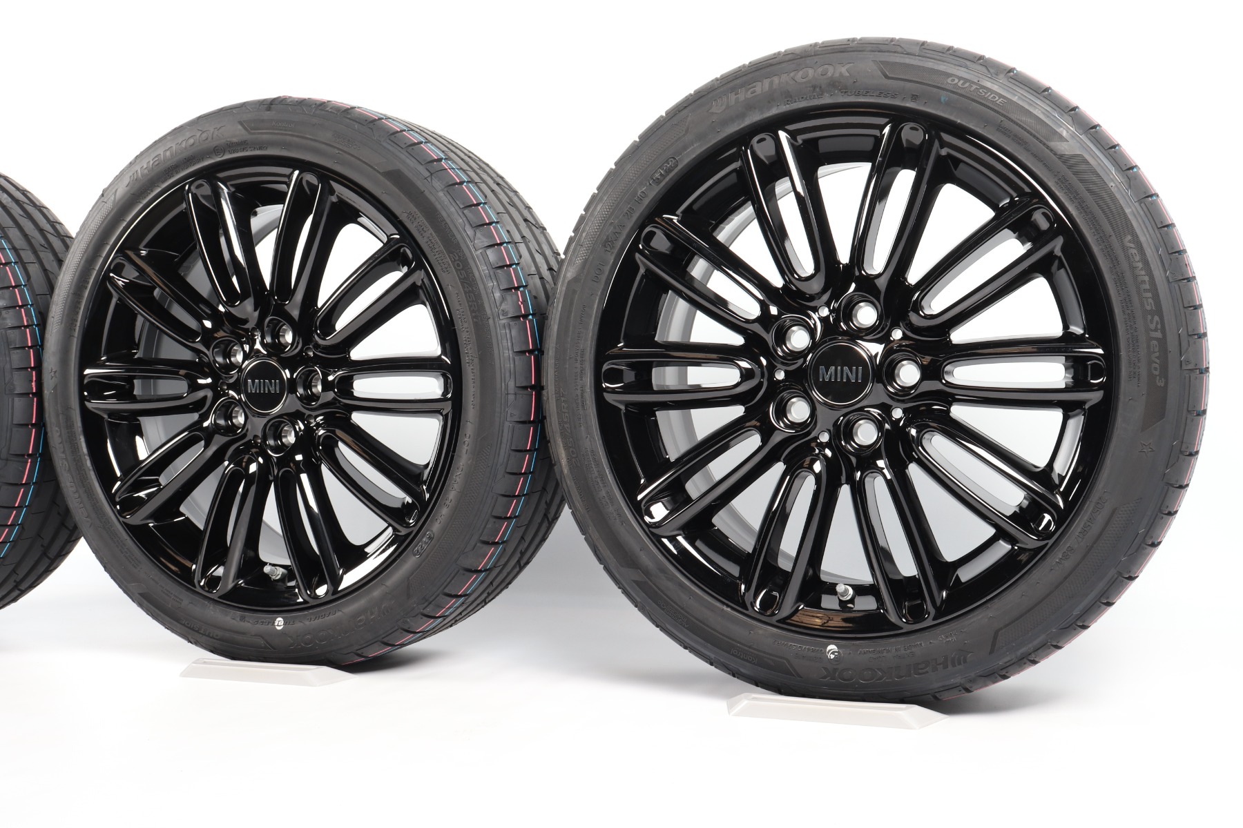 MINI Sommerkompletträder F56 F55 F57 17 Zoll Styling Tentacle Spoke 500 Goodyear Eagle F1 Asymmetric 3