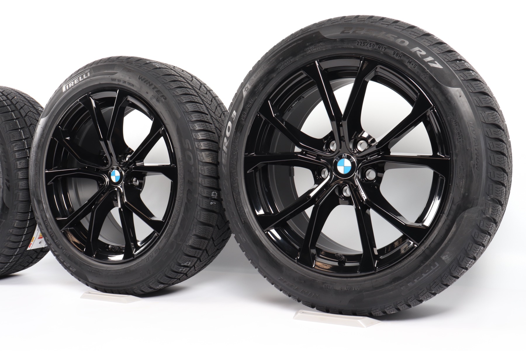 BMW Summer Wheels 3 Series G20 G21 2 Series G42 4 Series G22 G23 17 Inch Styling 776 V-spoke