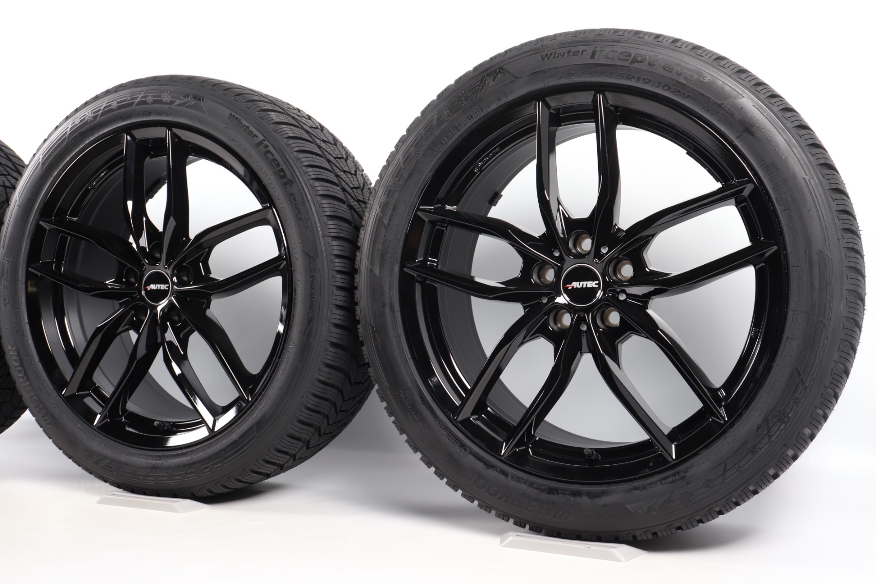 AUTEC Winterkompletträder für BMW X3 G01 X4 G02 19 Zoll Styling Bavaris Doppelspeiche Continental WinterContact TS 870 P XL FR Evc