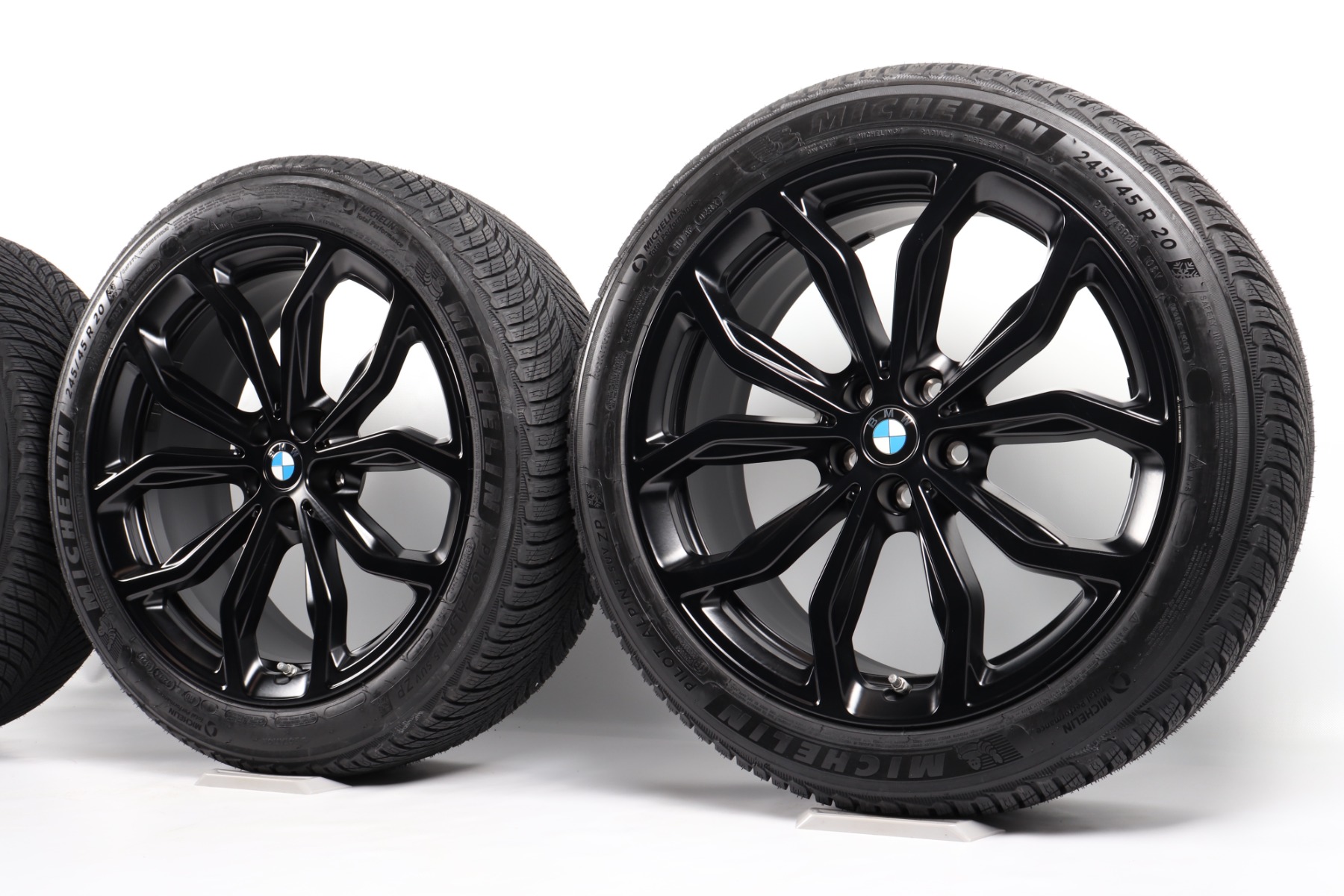 BMW Winterkompletträder X3 G01 X4 G02 20 Zoll Styling 695 Y-Speiche Michelin Pilot Alpin 5 SUV