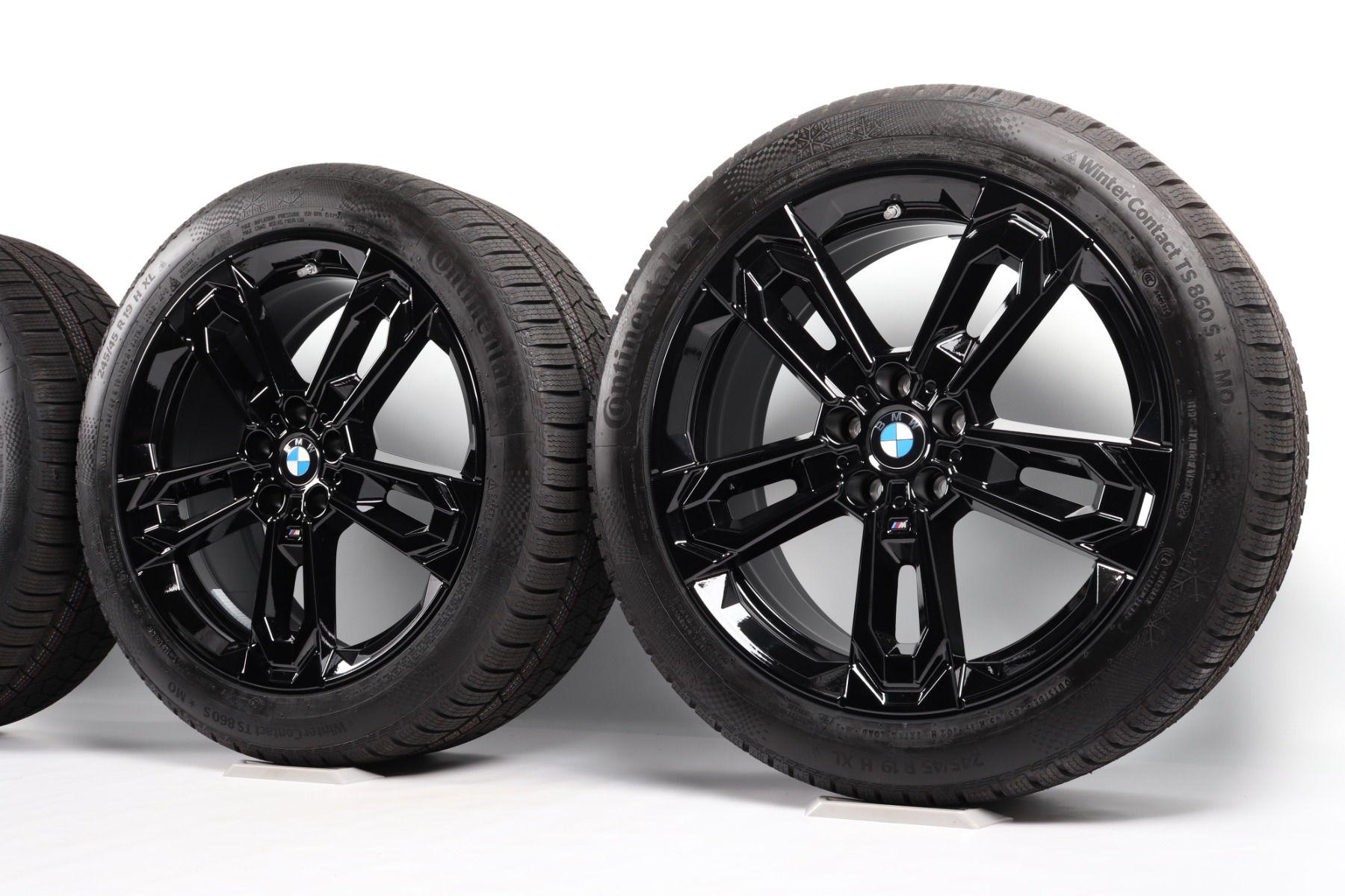 BMW Winterkompletträder X1 U11 iX1 U11 X2 U10 iX2 U10 19 Zoll Styling 871 M Doppelspeiche Continental WinterContact TS 860 S