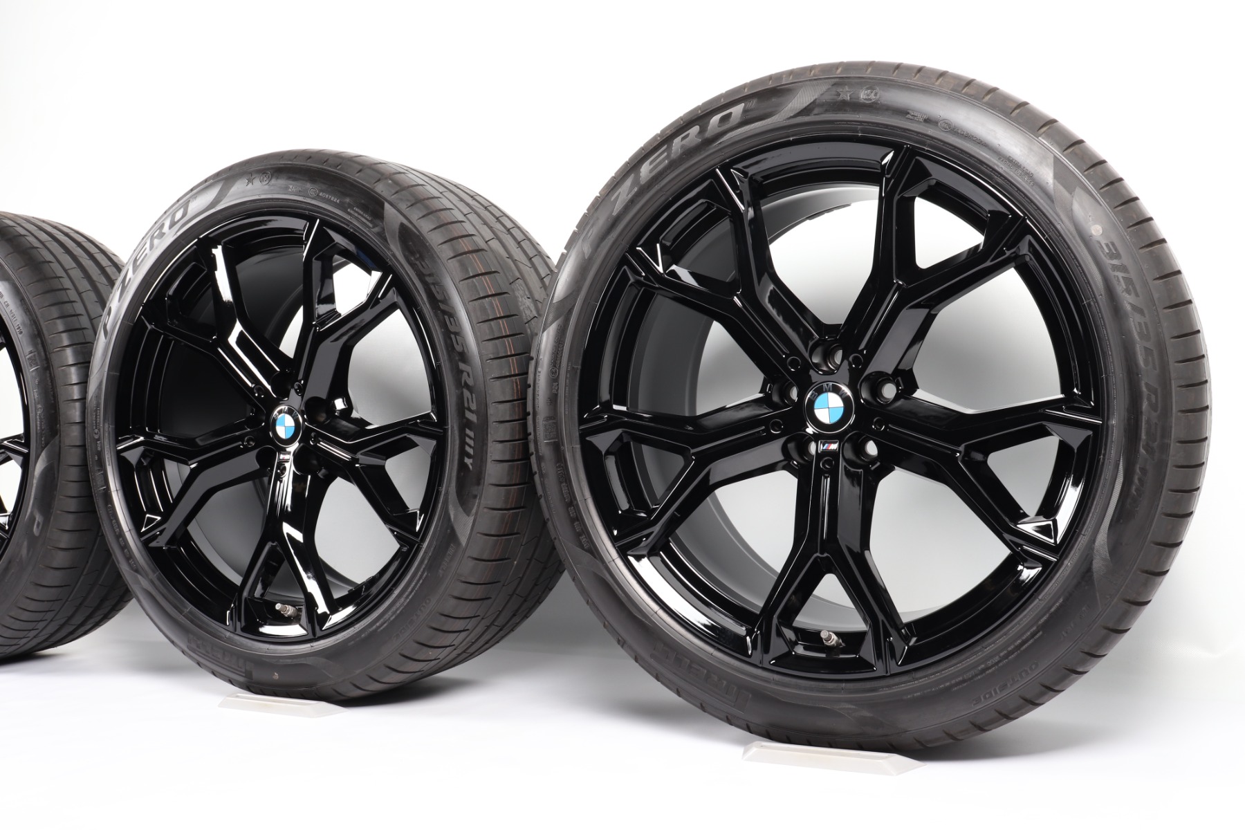 BMW Sommerkompletträder X5 G05 X6 G06 21 Zoll Styling 741 M Y-Speiche Continental Premium Contact 6