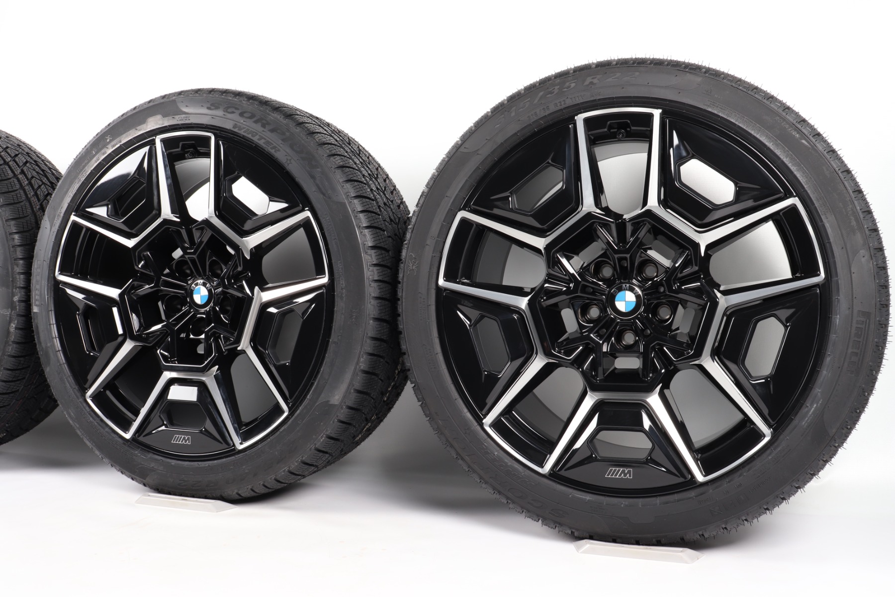 BMW Winter Wheels XM G09 22 Inch Styling 922 M double spoke