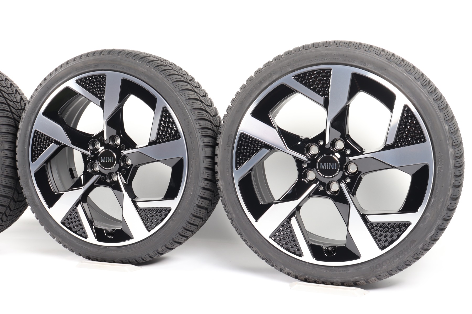 MINI Winterkompletträder J05 18 Zoll Styling Slide Spoke 985 Goodyear Ultragrip Performance 3