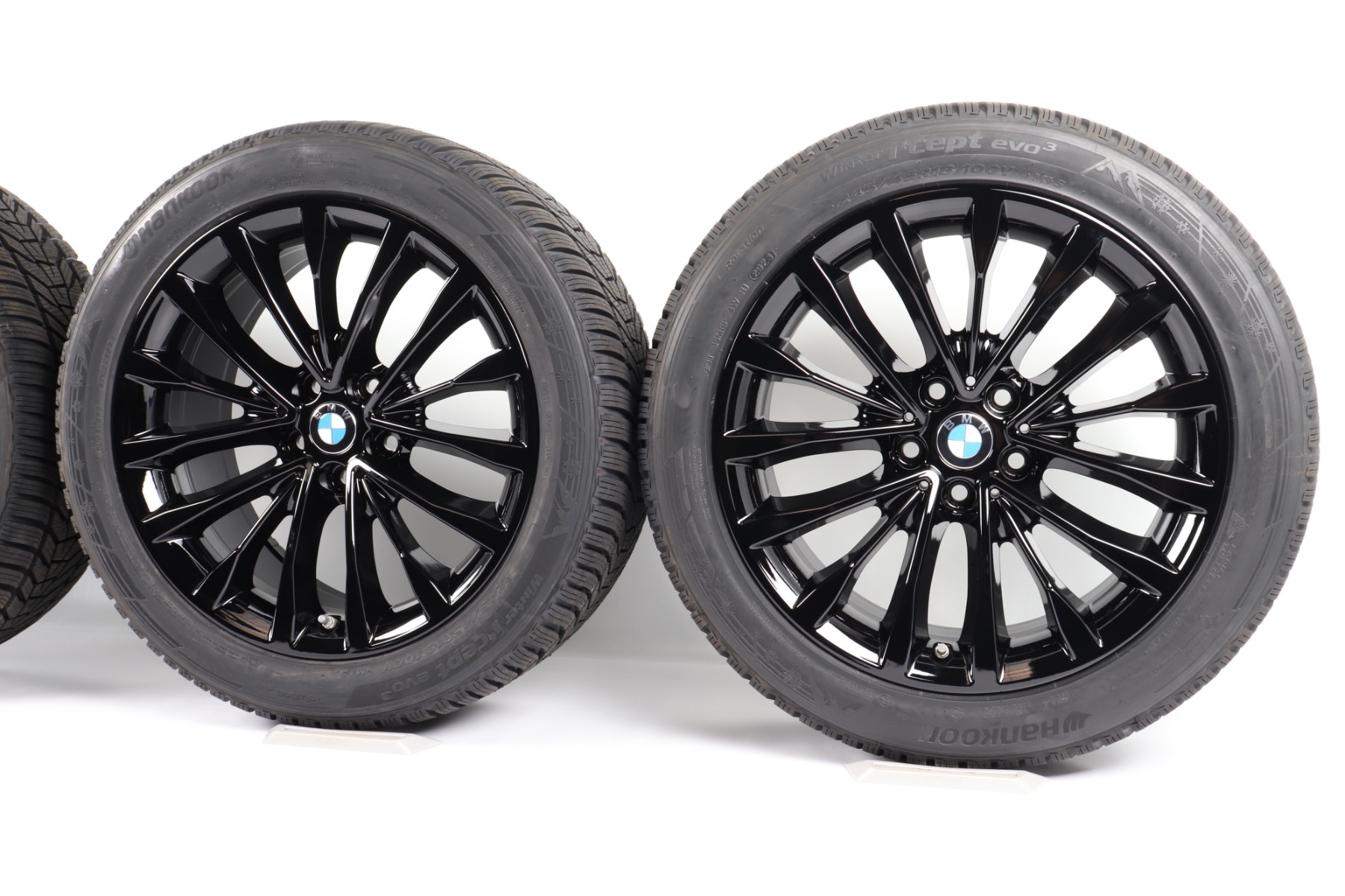 BMW Winterkompletträder 5er G30 G31 18 Zoll Styling 632 W-Speiche Hankook Winter i*cept evo3