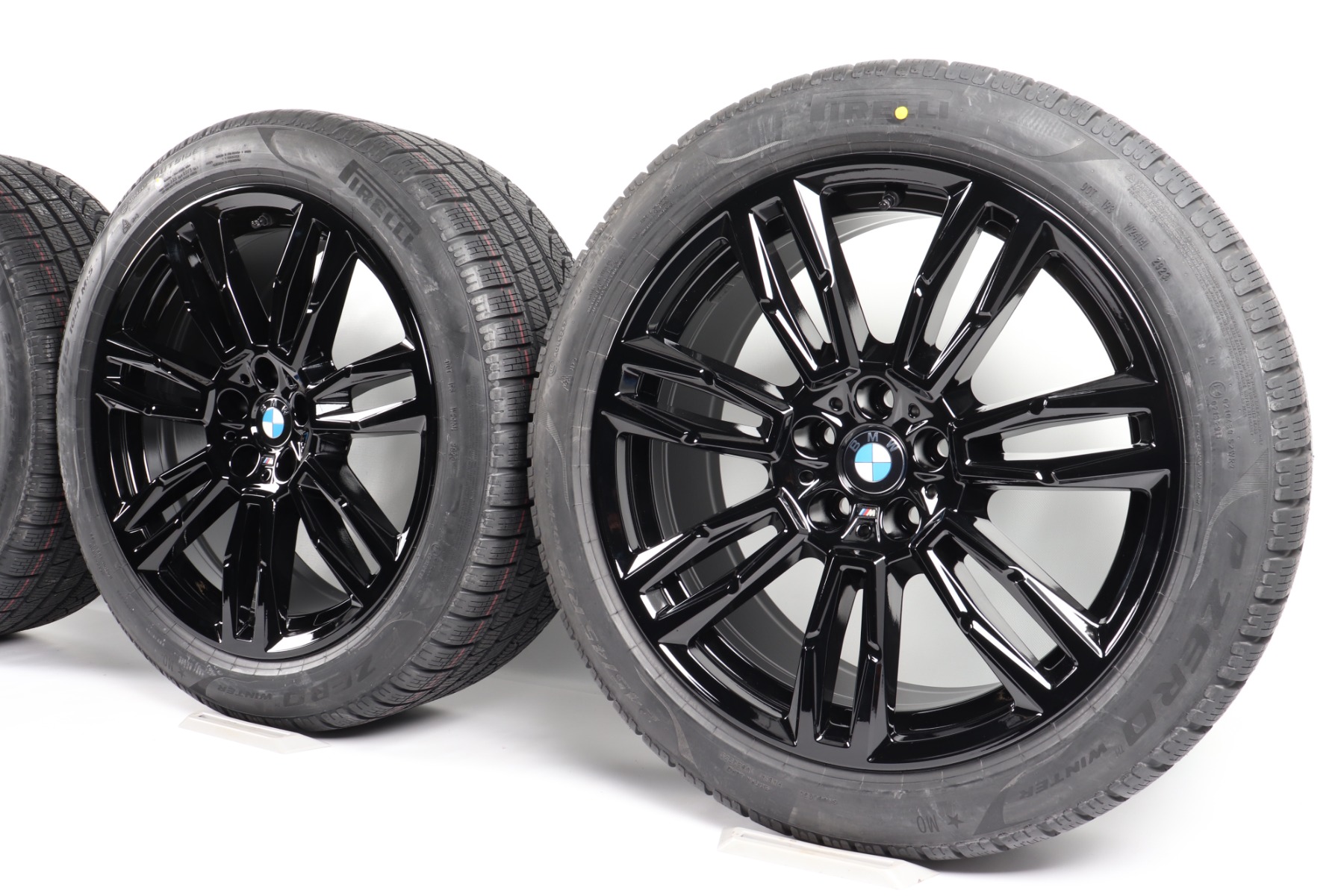 BMW Summer Wheels 5 Series G60 G61 i5 G60 G61 19 Inch Styling 935 M double spoke