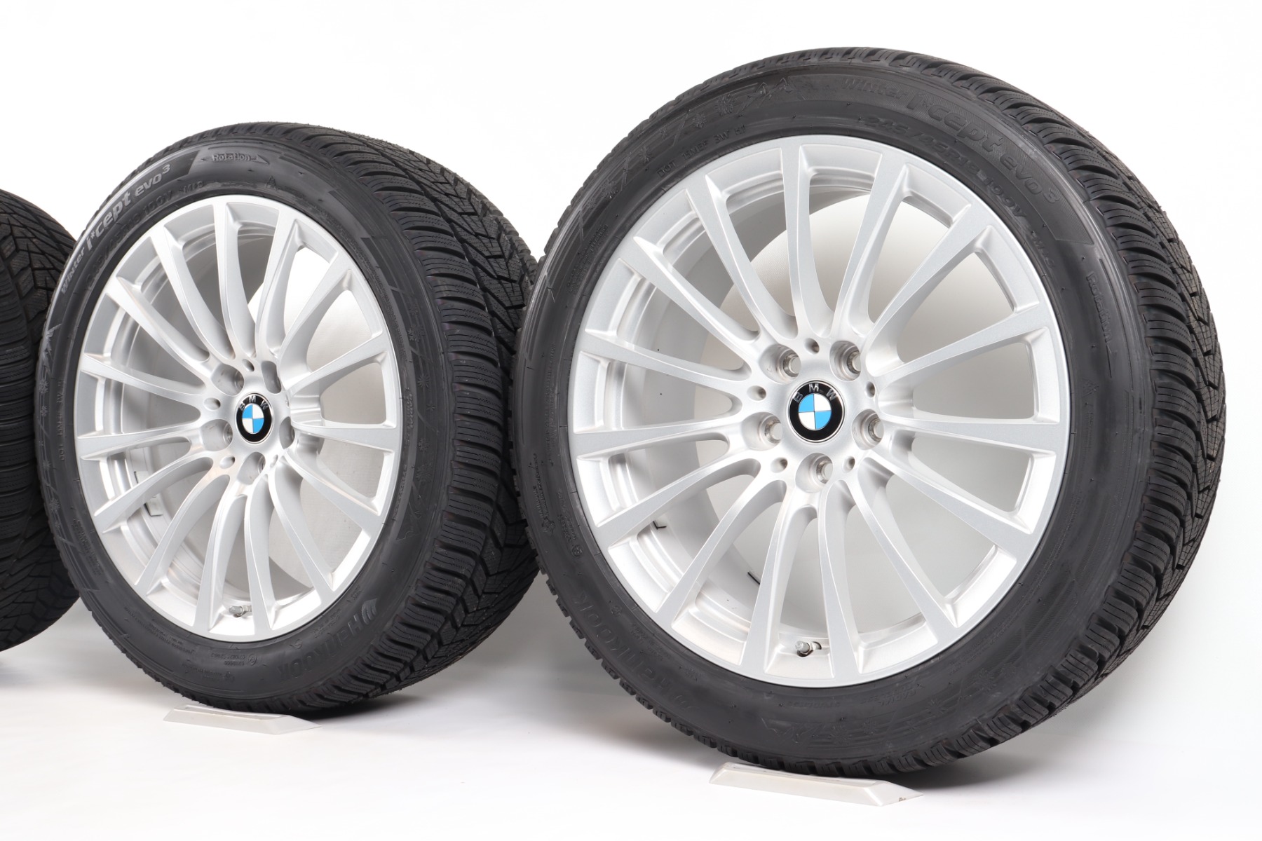 BMW Winterkompletträder 5er G30 G31 18 Zoll Styling 619 Vielspeiche Dunlop Winter