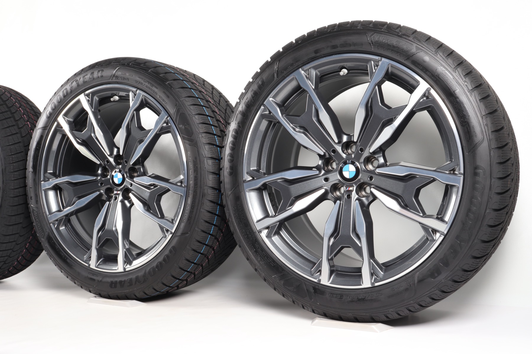 BMW Winterkompletträder X3 G01 X4 G02 20 Zoll Styling 787 M Doppelspeiche Goodyear Ultragrip Performance 3