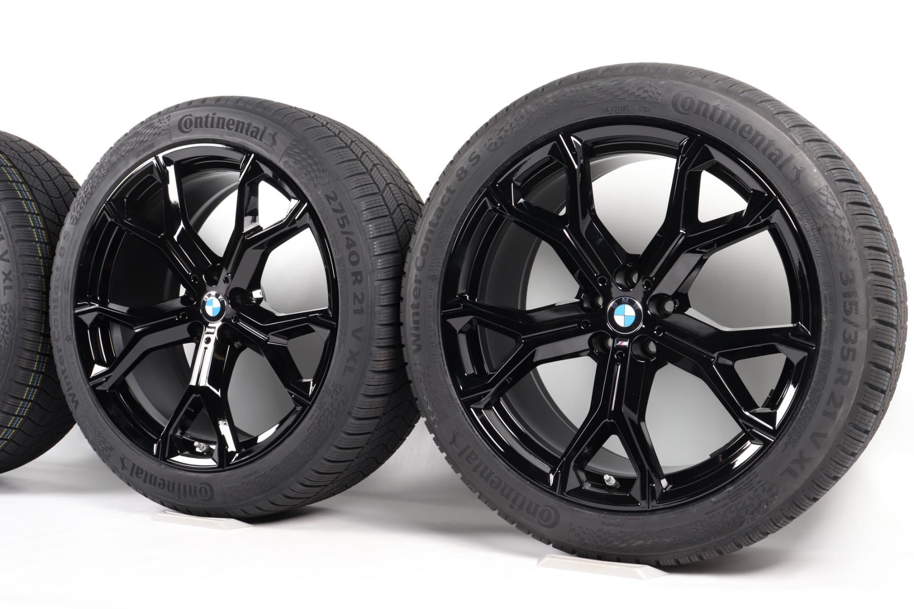 BMW Winterkompletträder X5 G05 X6 G06 21 Zoll Styling 741 M Y-Speiche Continental WinterContact 8 S