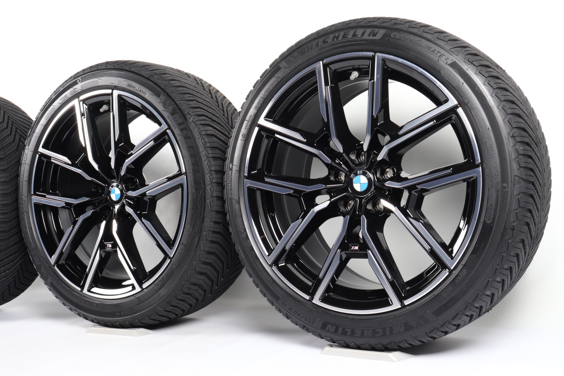 BMW Ganzjahresräder 4er G26 i4 G26 19 Zoll Styling 859 M Y-Speiche Michelin Cross Climate 3 Sport