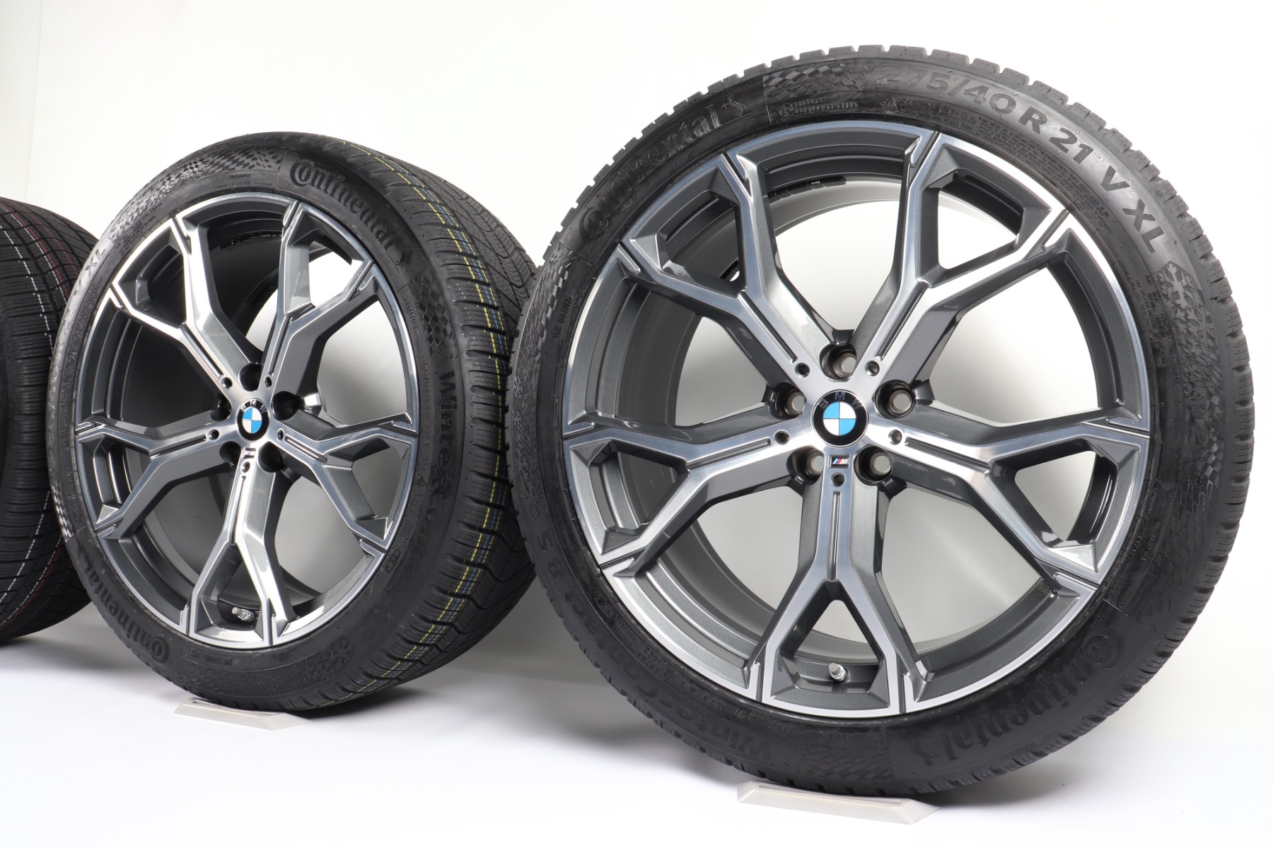 BMW Winterkompletträder X5 G05 X6 G06 21 Zoll Styling 741 M Y-Speiche Continental Winter Contact 8S