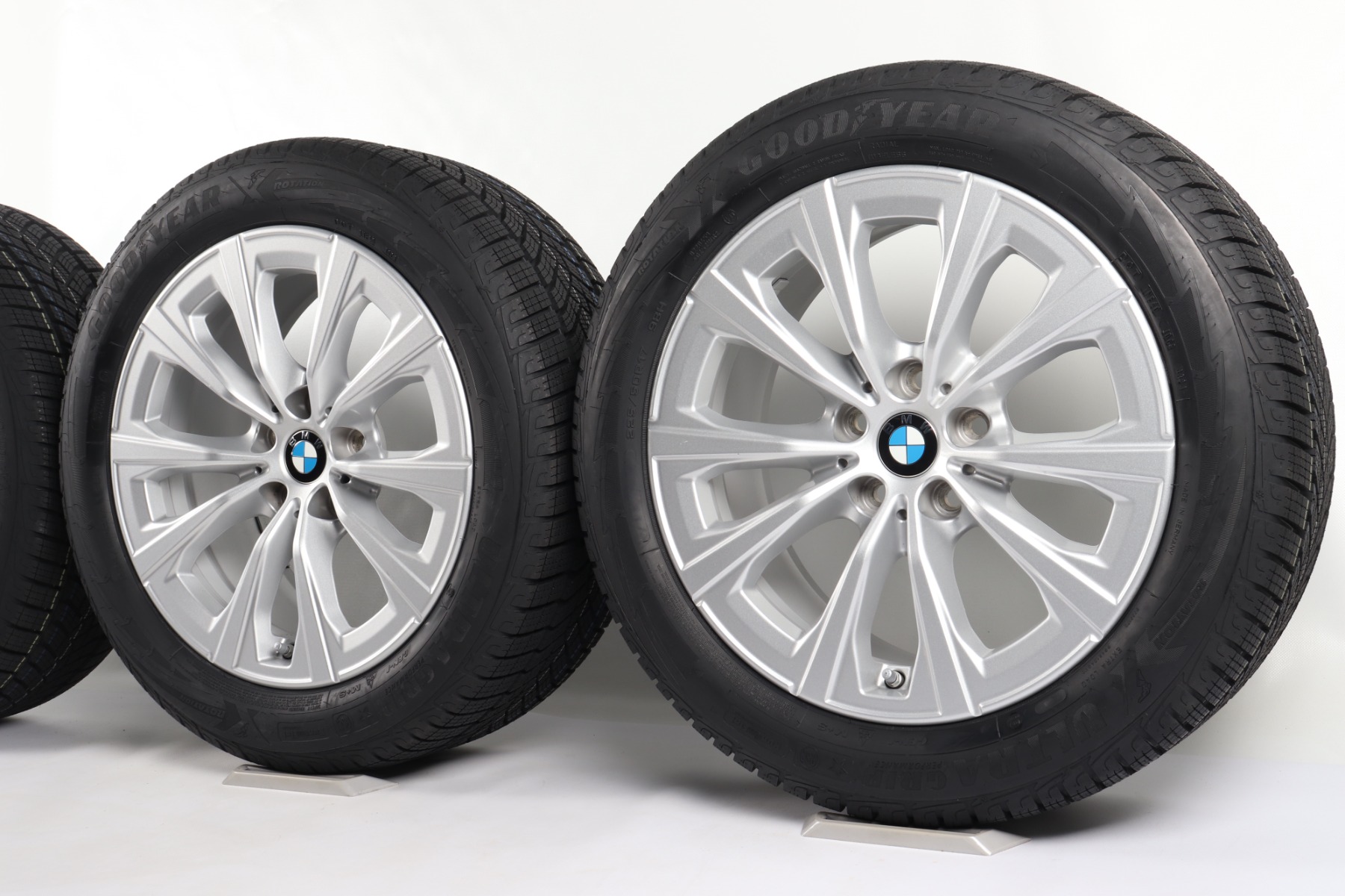 BMW Winterkompletträder 3er G20 G21 2er G42 4er G22 G23 17 Zoll Styling 775 V-Speiche Fulda Kristall Control HP2