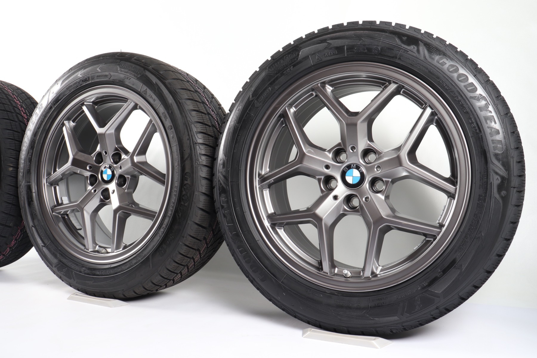 BMW Sommerkompletträder 5er G60 G61 18 Zoll Styling 932 Y-Speiche Hankook Ventus S1 evo3