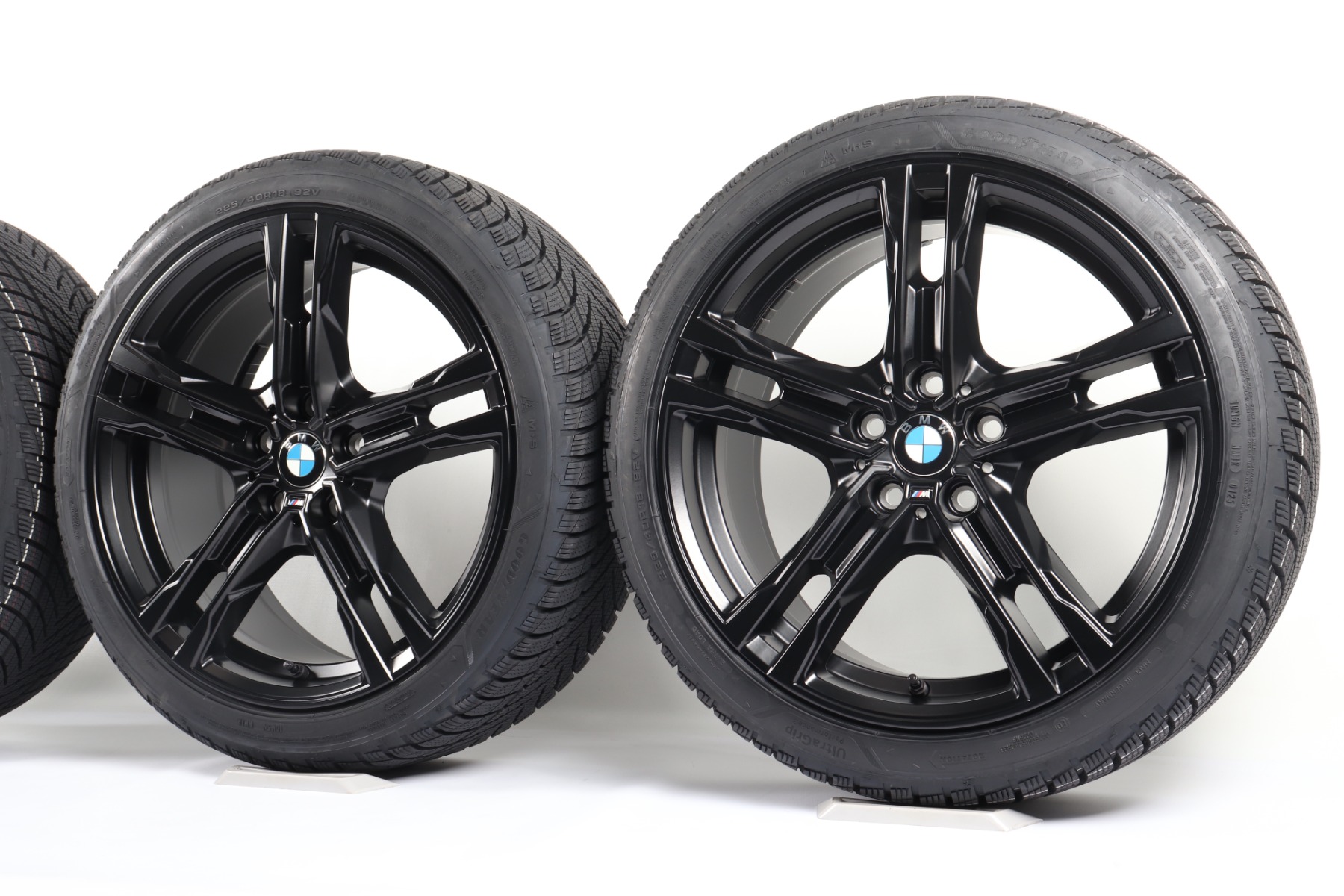BMW Winter Wheels 1 Series F40 2 Series F44 18 Inch Styling 819 M double spoke