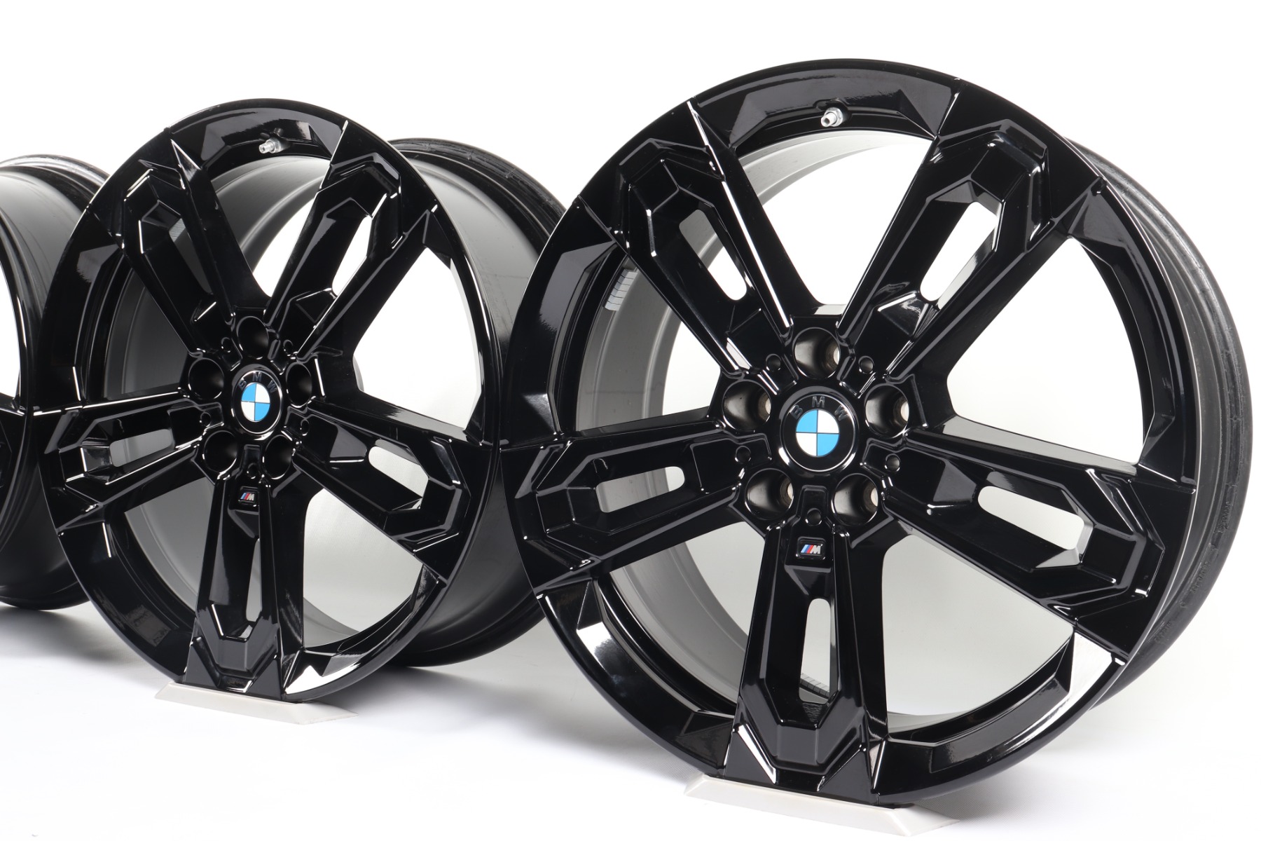 4x BMW Alufelgen X1 U11 iX1 U11 X2 U10 iX2 U10 19 Zoll Styling 871 M Doppelspeiche