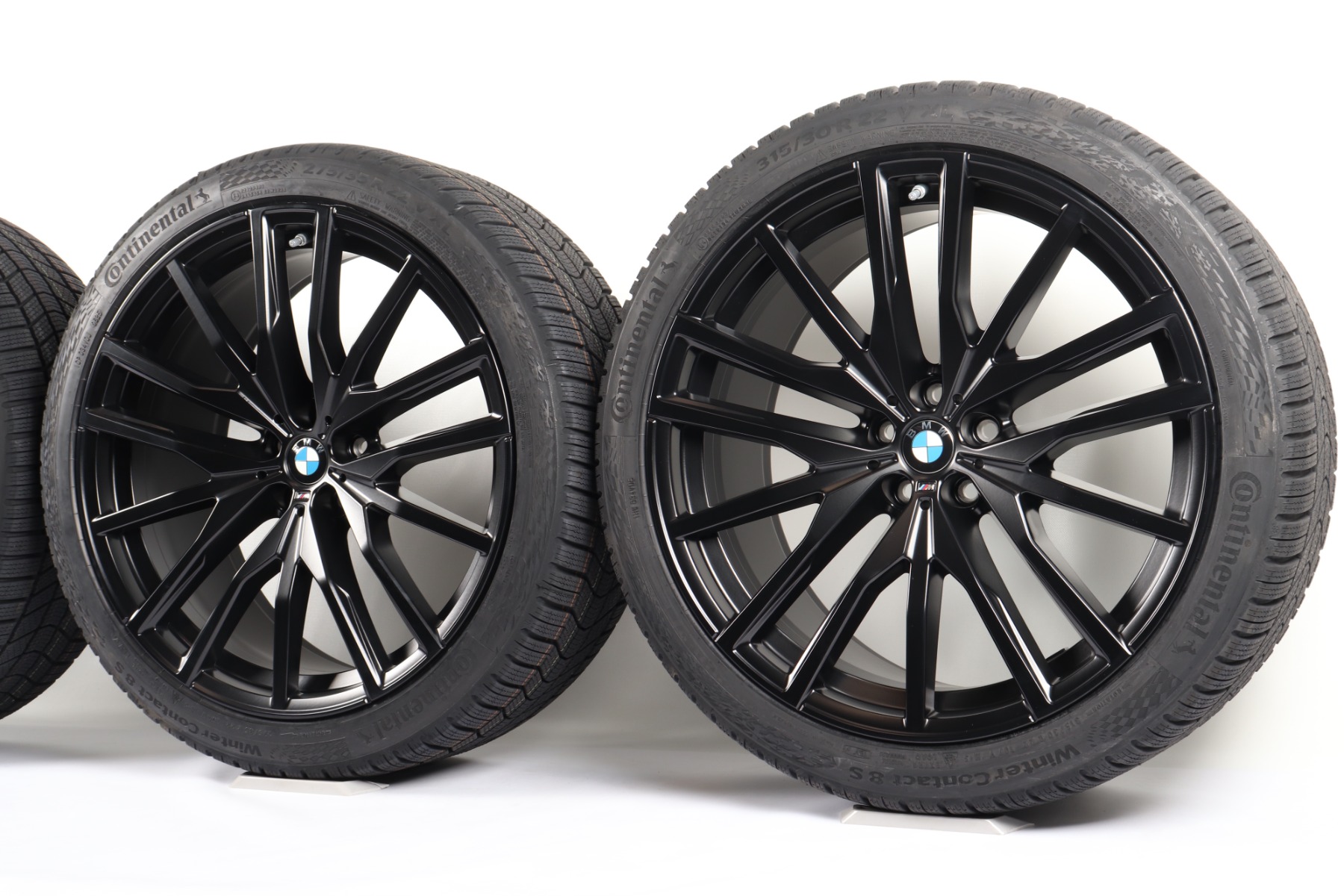 BMW Winterkompletträder X5 G05 X6 G06 22 Zoll Styling 742 M Doppelspeiche Goodyear Ultragrip Performance 3