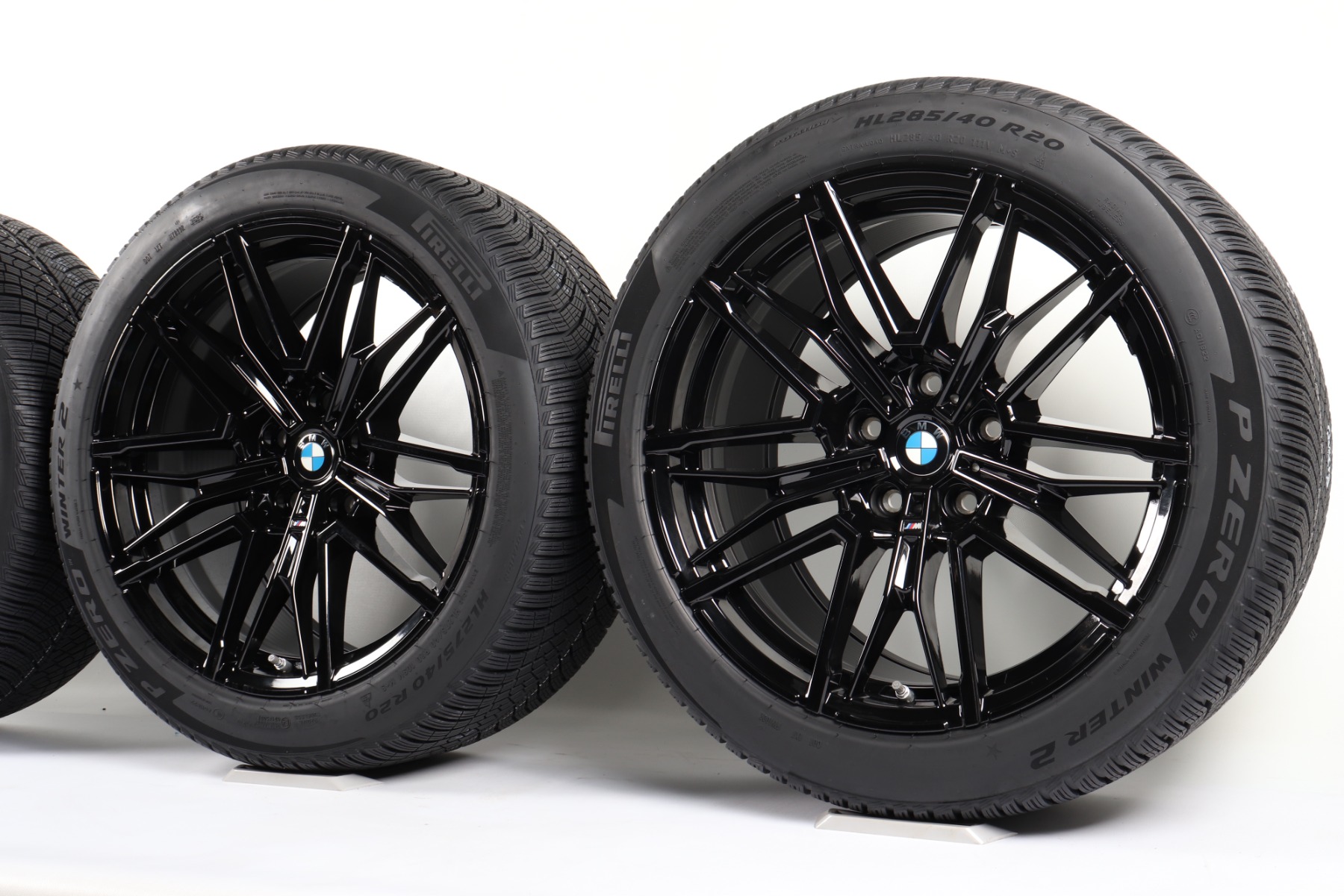 BMW Winterkompletträder M5 G90 G99 20 Zoll Styling 951 M Doppelspeiche Pirelli P Zero Winter 2