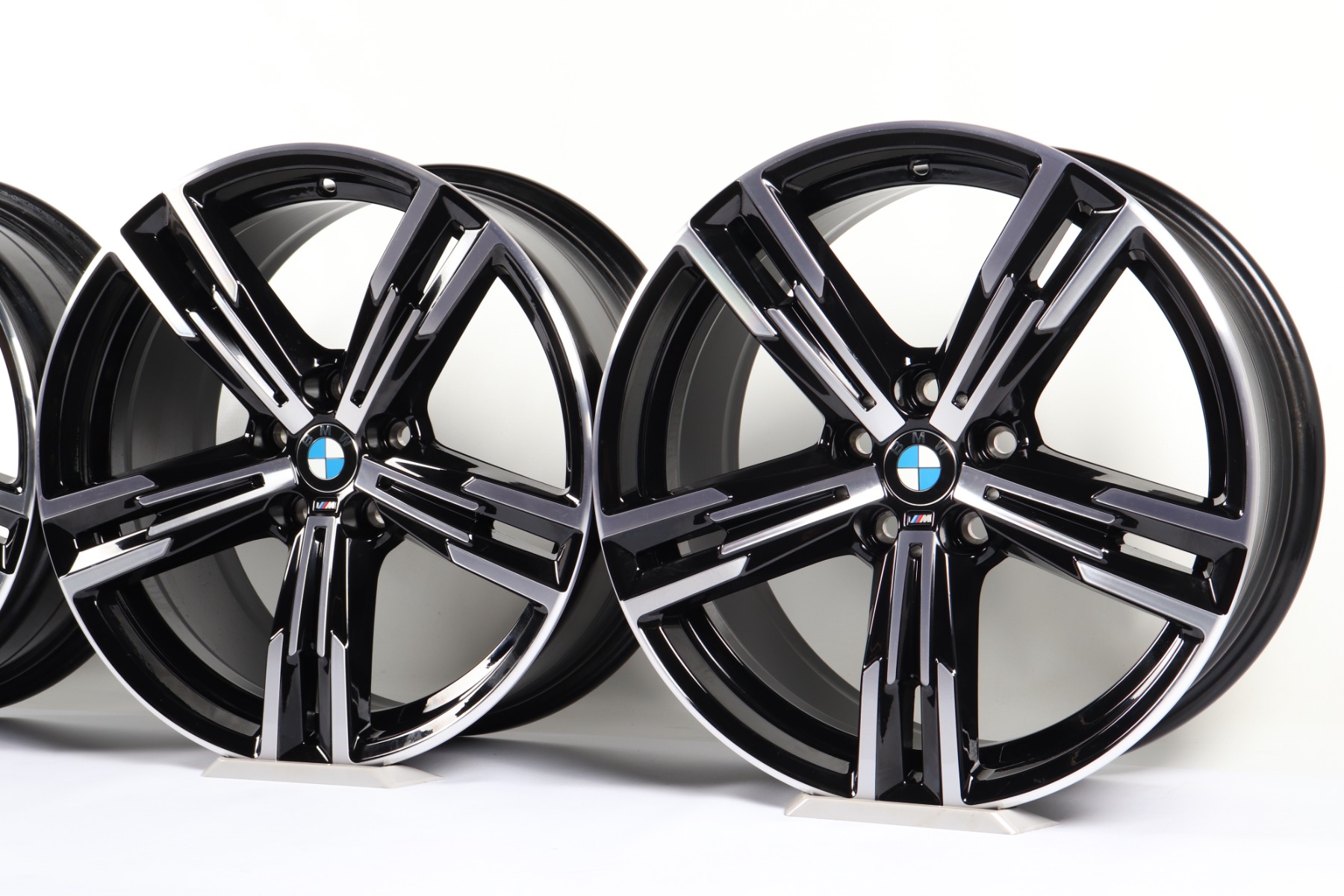 4x BMW Alufelgen 3er G20 G21 2er G42 4er G22 G23 18 Zoll Styling 848 M Doppelspeiche