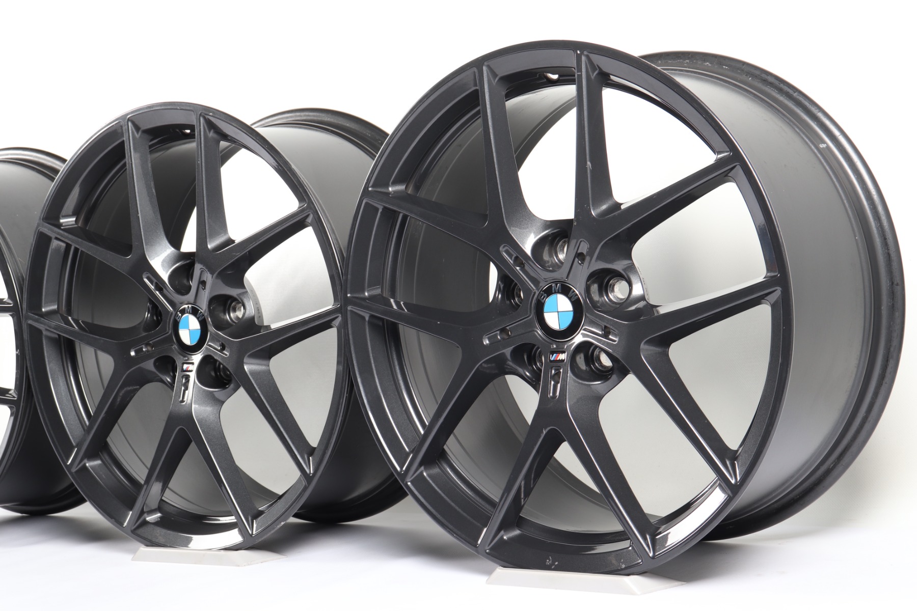 4x BMW Alufelgen 1er F40 F70 2er F44 F74 18 Zoll Styling 554 M Y-Speiche