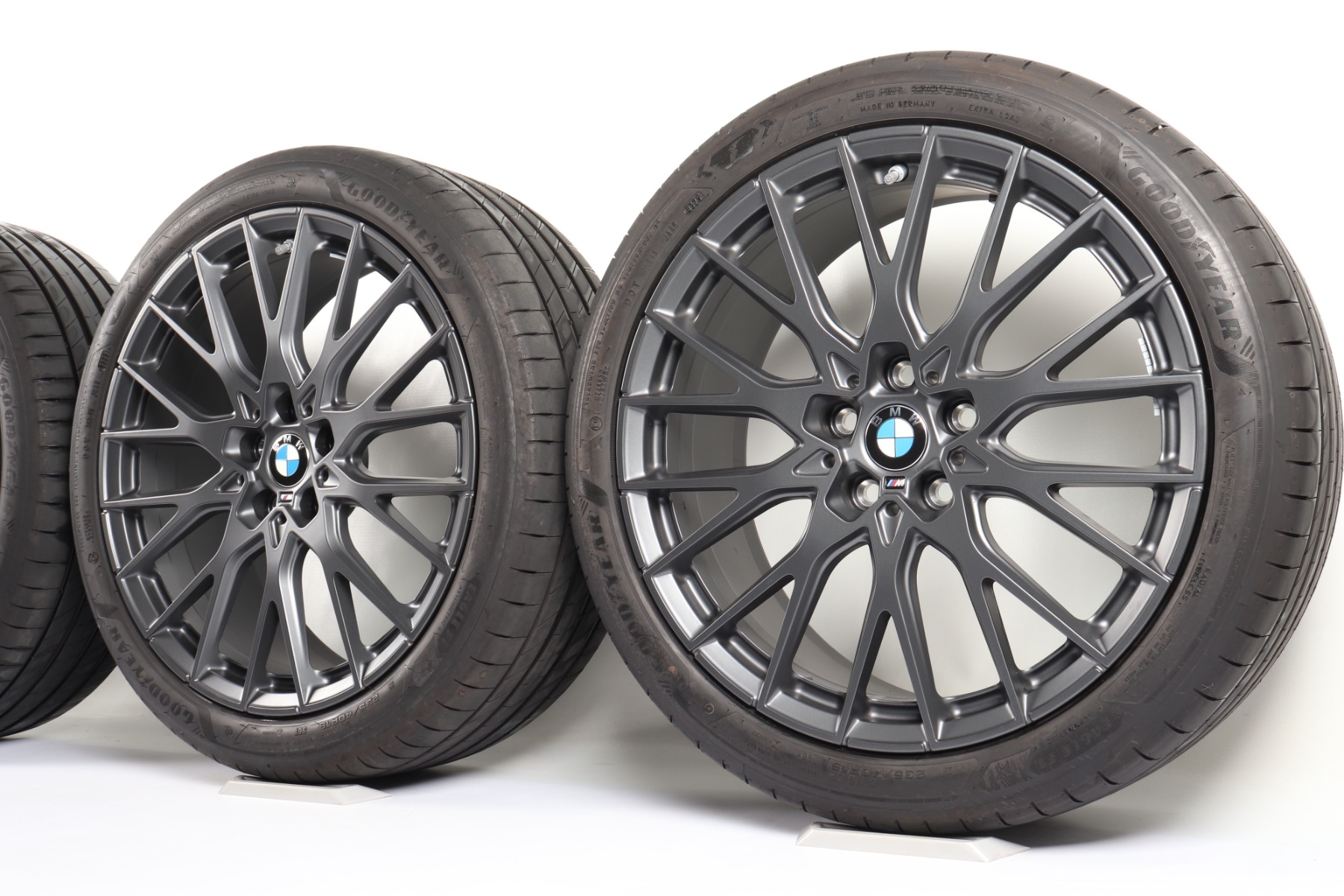 BMW Sommerkompletträder 2er F74 1er F70 19 Zoll Styling 1085 M Y-Speiche Goodyear Eagle F1 Asymmetric 6