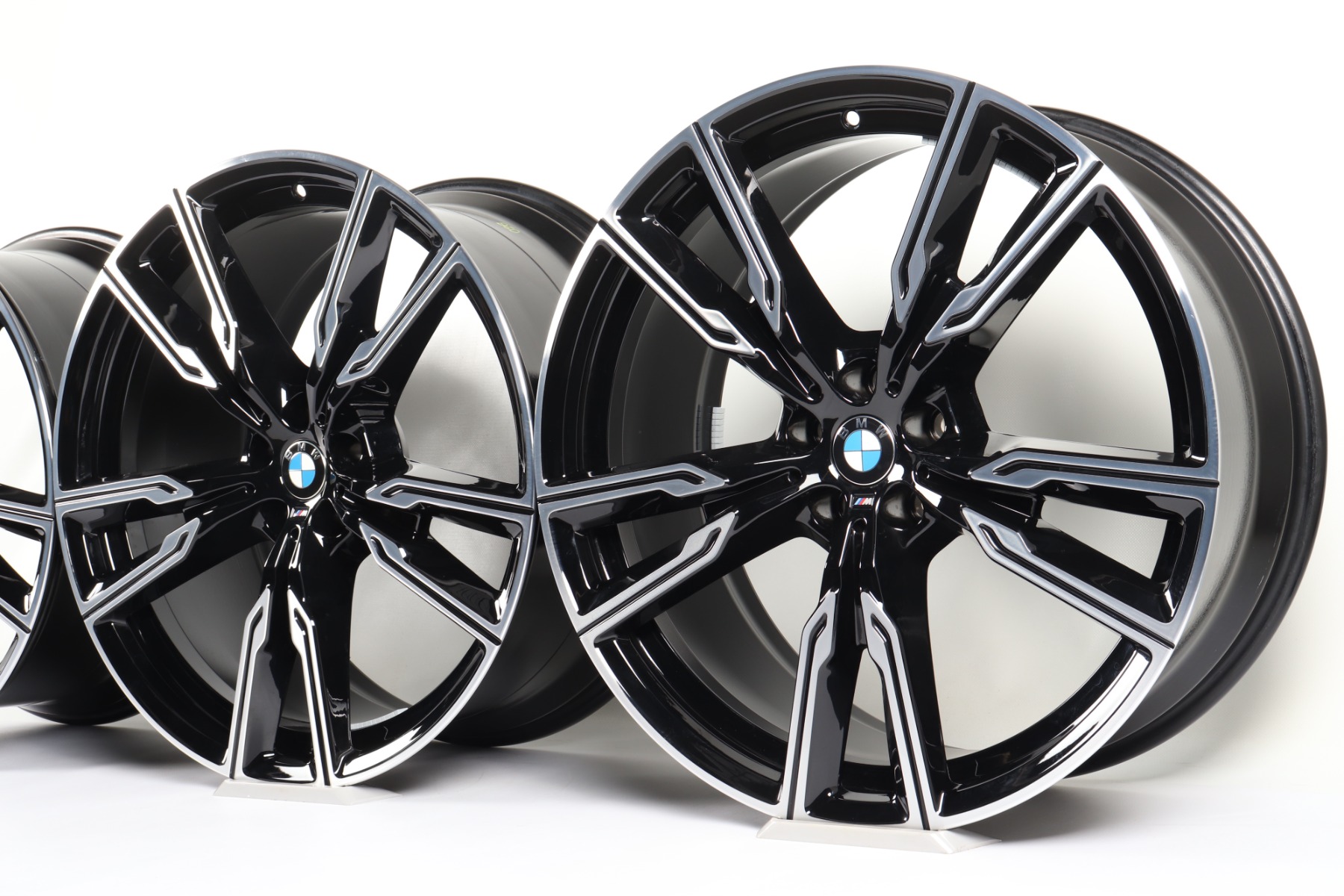 4x BMW Alufelgen X5 G05 X6 G06 22 Zoll Styling 747 M Doppelspeiche