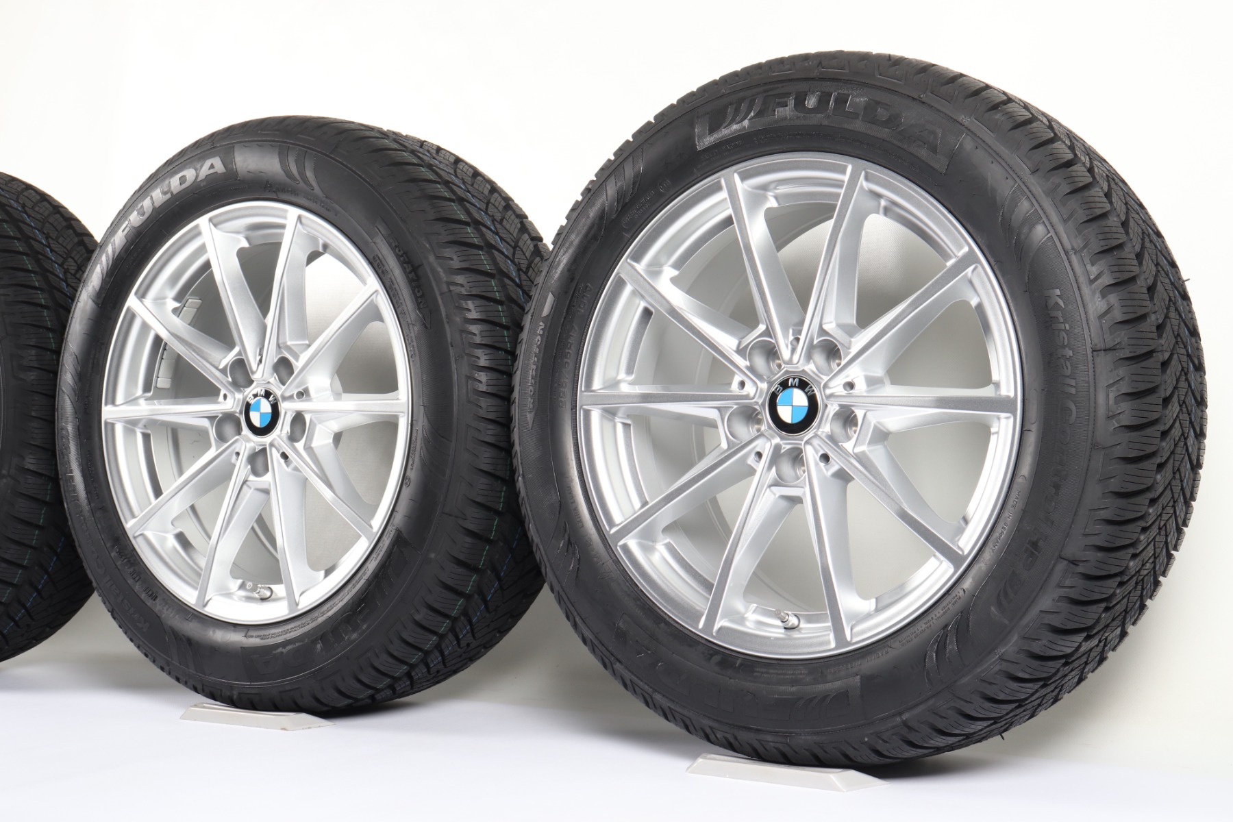 BMW Winterkompletträder 4er G26 i4 G26 17 Zoll Styling 851 V-Speiche Fulda Kristall Control HP2