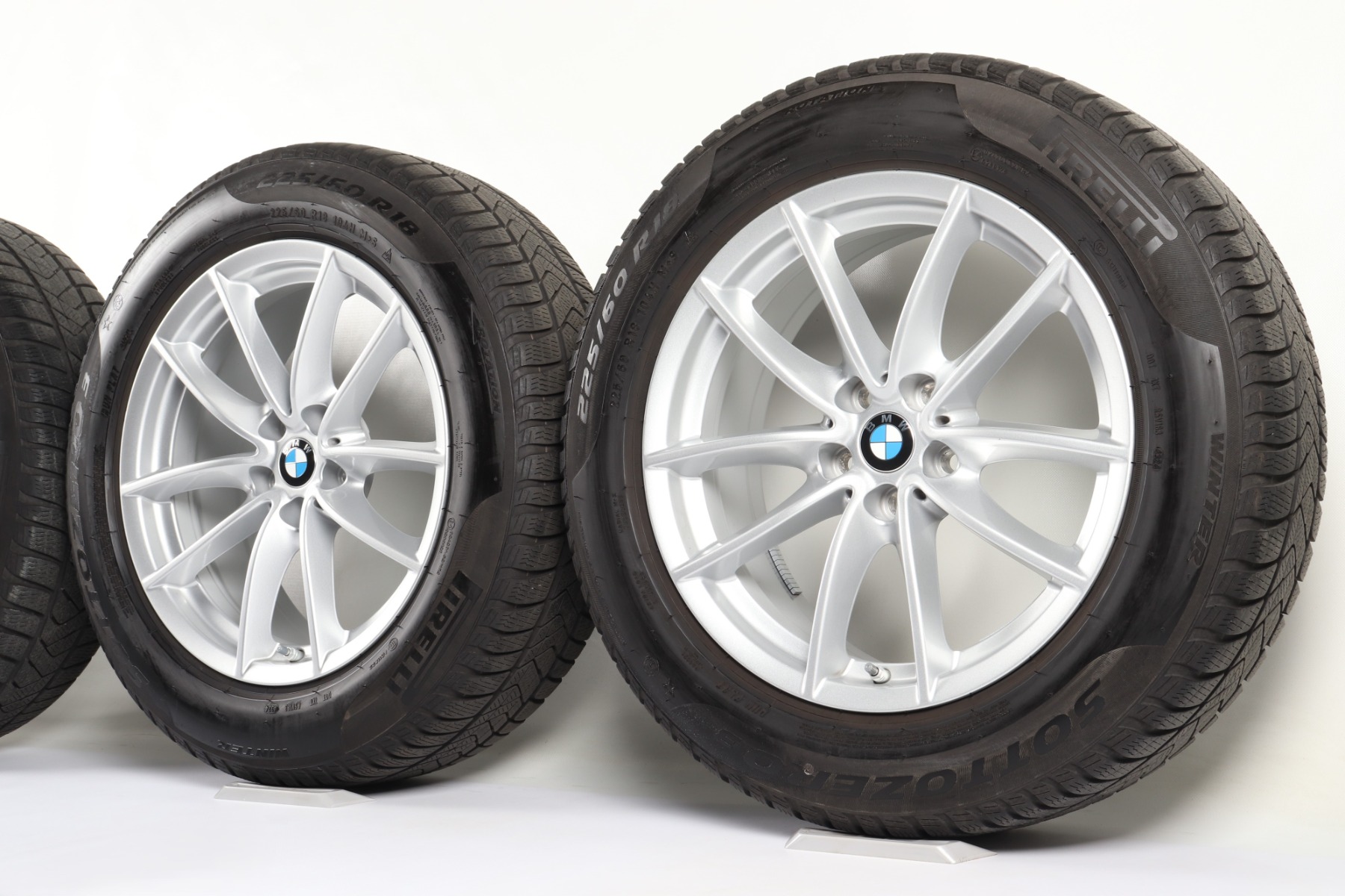 BMW Winterkompletträder X3 G01 X4 G02 18 Zoll Styling 618 V-Speiche Continental WinterContact TS 860 S