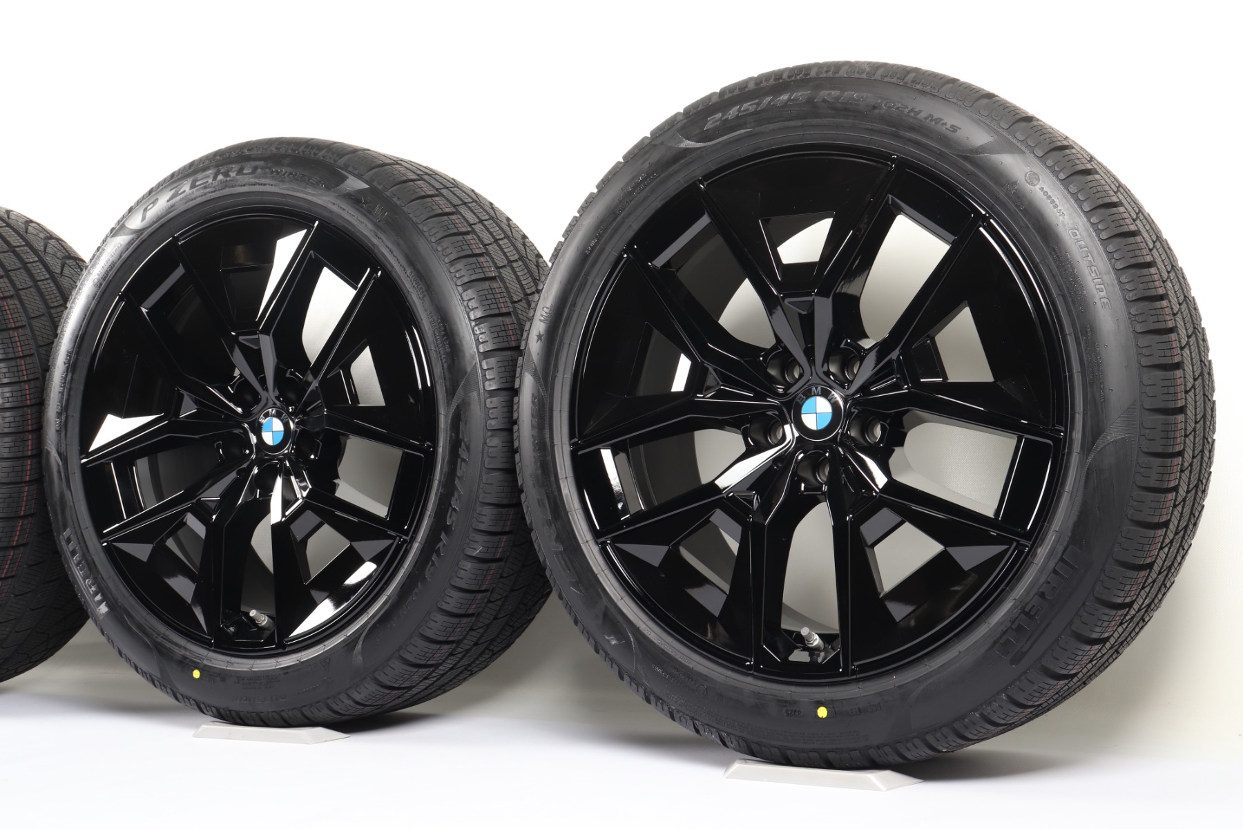 BMW Summer Wheels 5 Series G60 G61 i5 G60 G61 19 Inch Styling 936 M Aerodynamik